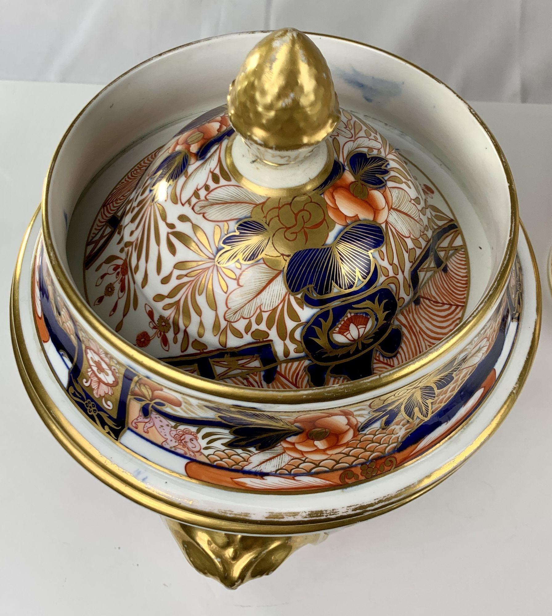 Porcelaine Paire de seaux à glace en porcelaine à motif d'amiral Nelson, Angleterre, vers 1810 par Coalport