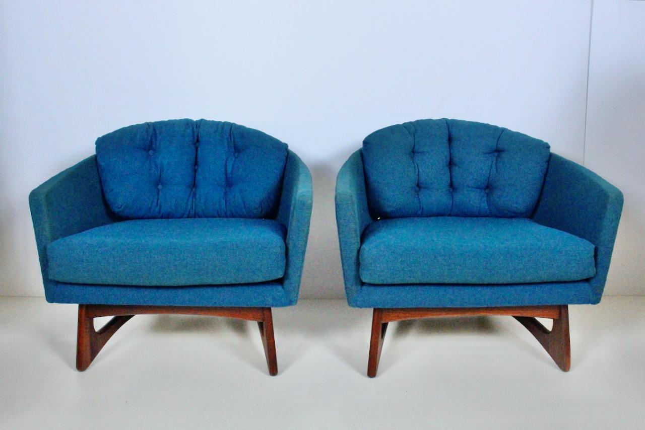 Mid-Century Modern Pair Adrian Pearsall for Craft Associates Wide Barrel Club Chairs