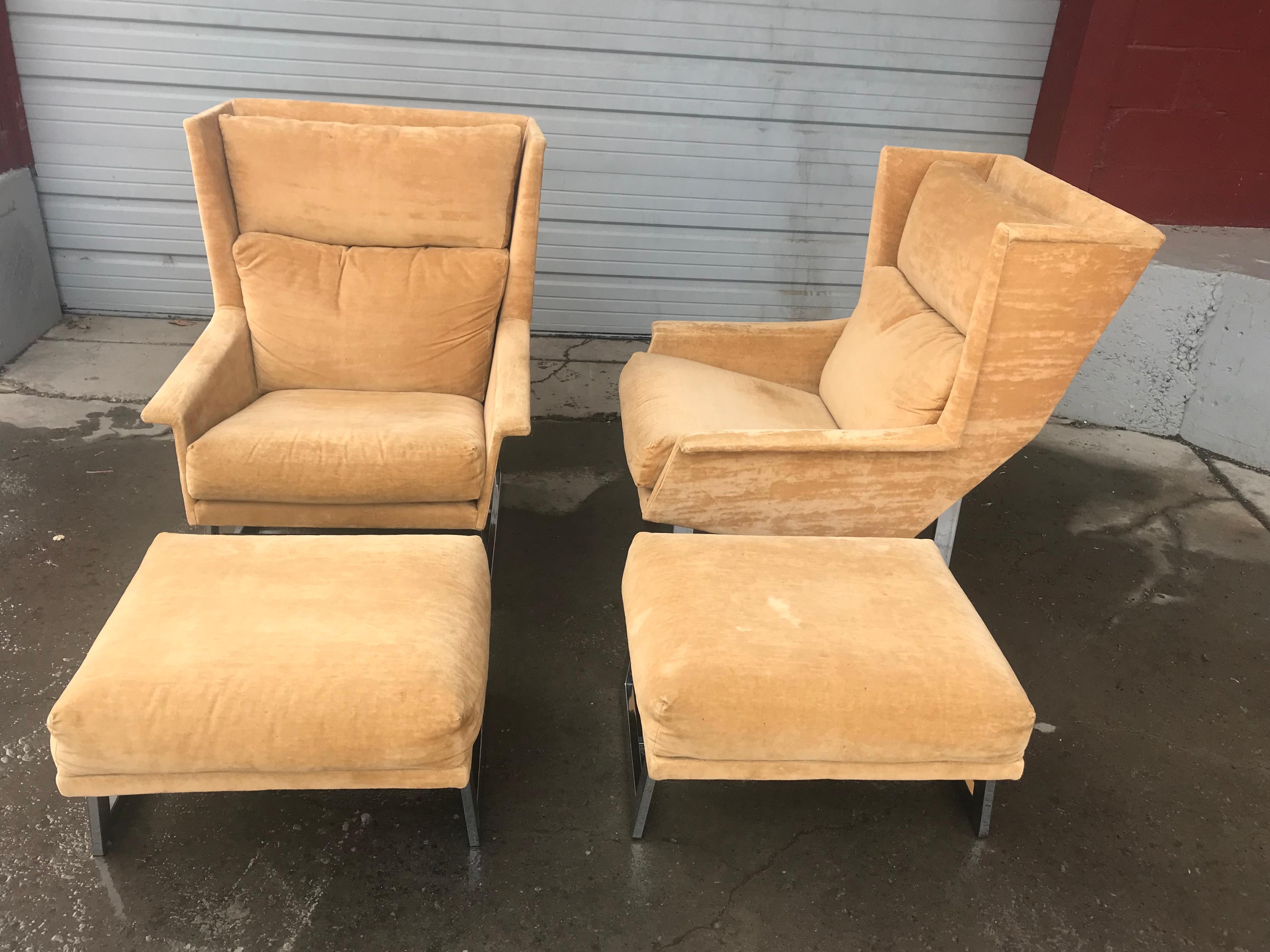 Mid-Century Modern Pair of Adrian Pearsall Lounge Chairs / Ottomans, over Scale Dramatic Forms