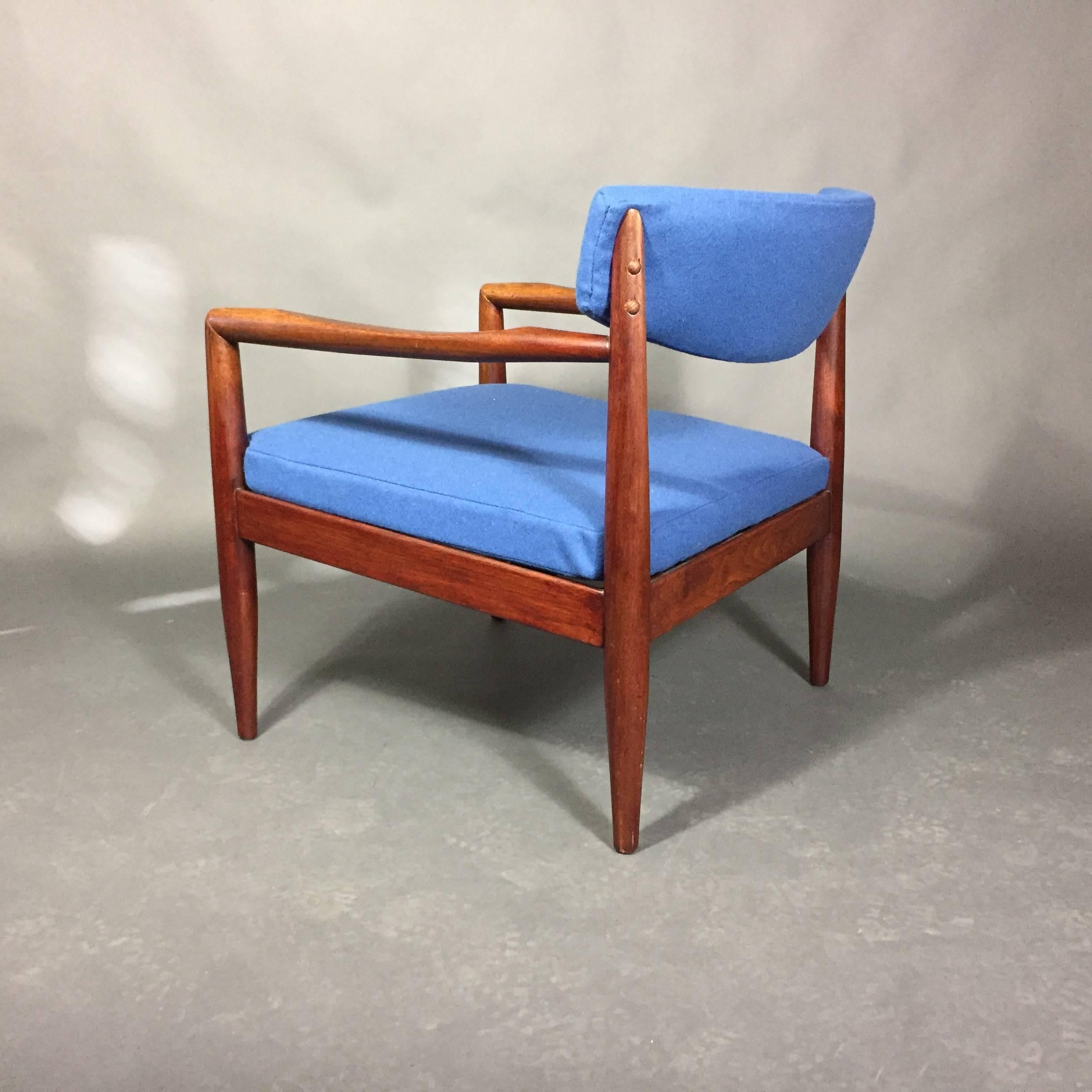 Pair of Adrian Pearsall Upholstered Lounge Chairs, USA, 1960s 1