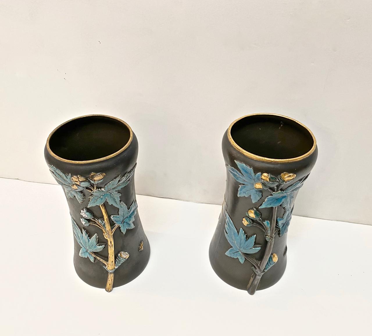 Pair of Aesthetic Movement Vases For Sale 2