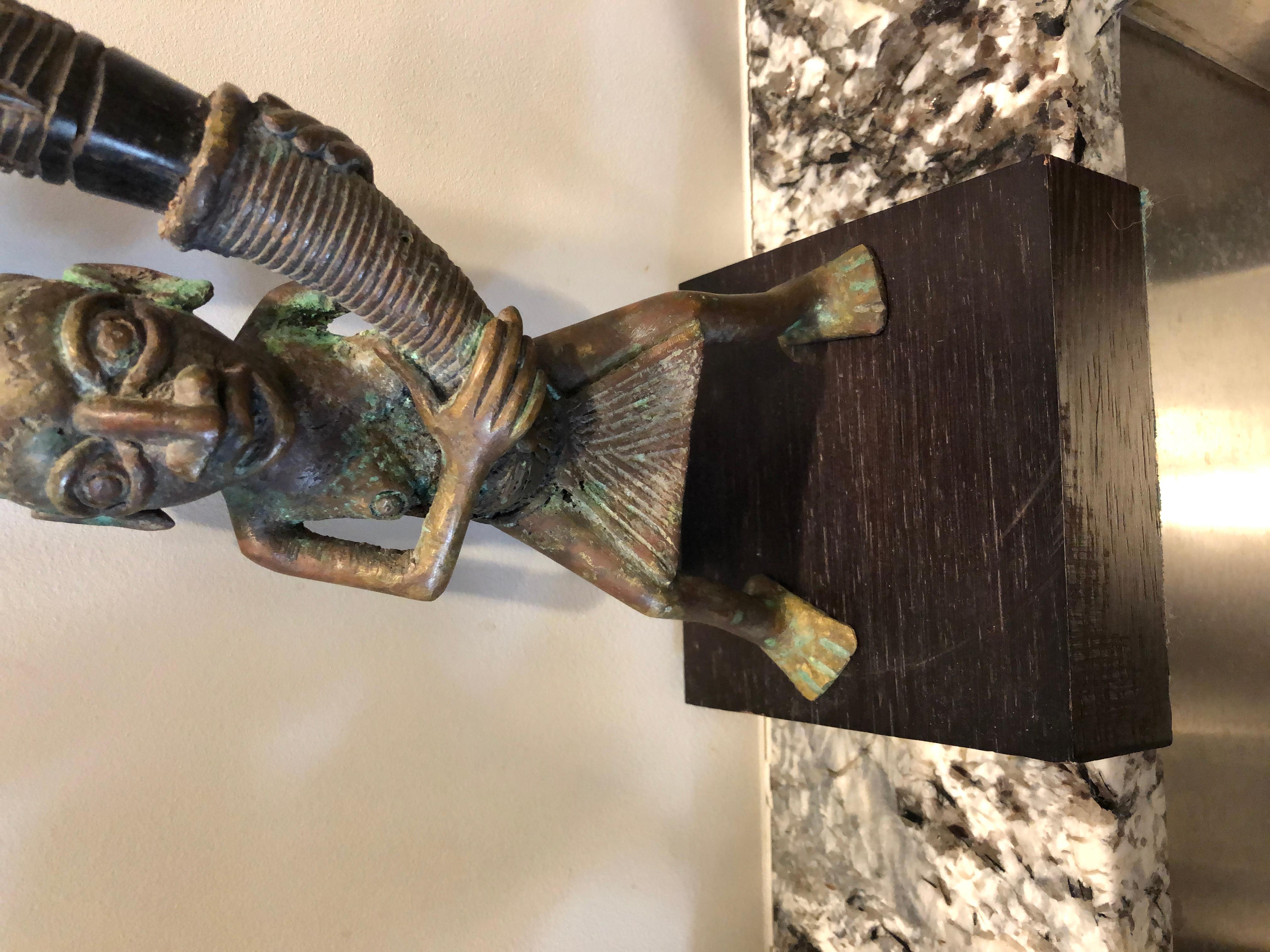 Pair of African Bronze Bamileke Cameroon Statues In Excellent Condition In Sarasota, FL