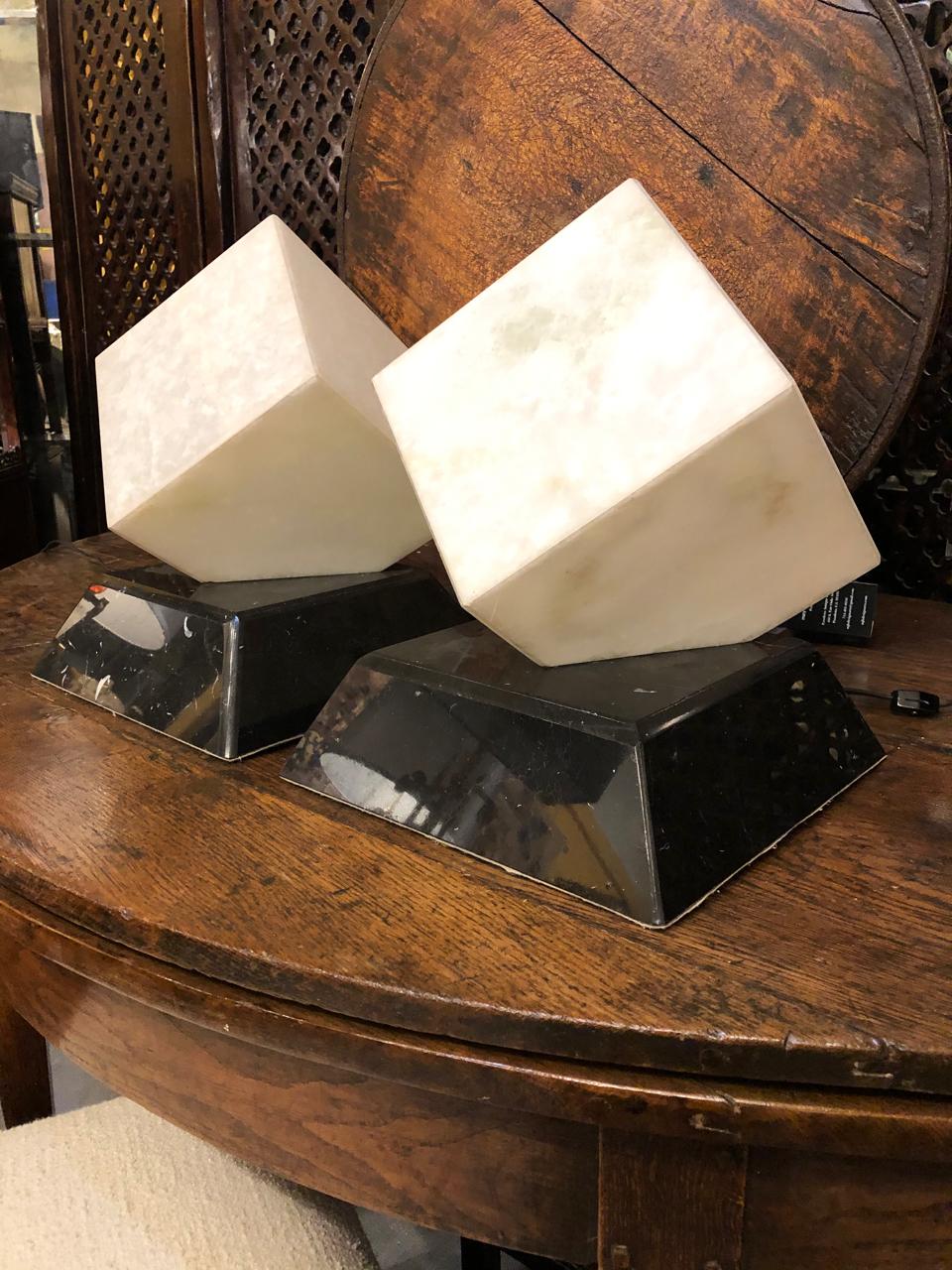 Mid-Century Modern Pair of Alabaster Cube Lamps For Sale
