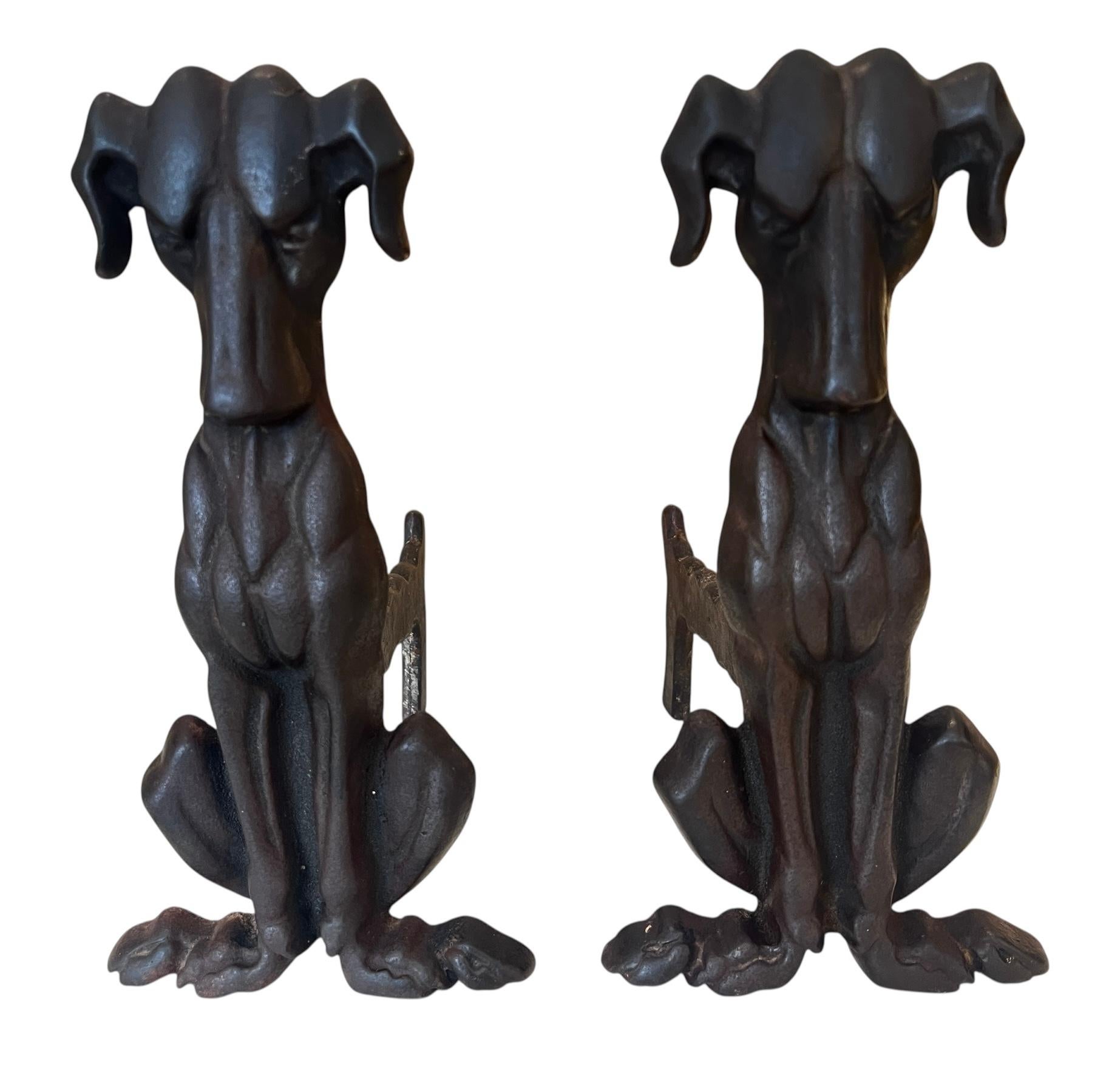 Paar amerikanische Art Deco Gusseisen Sporting Dog Androns C. 1900 im Angebot 4
