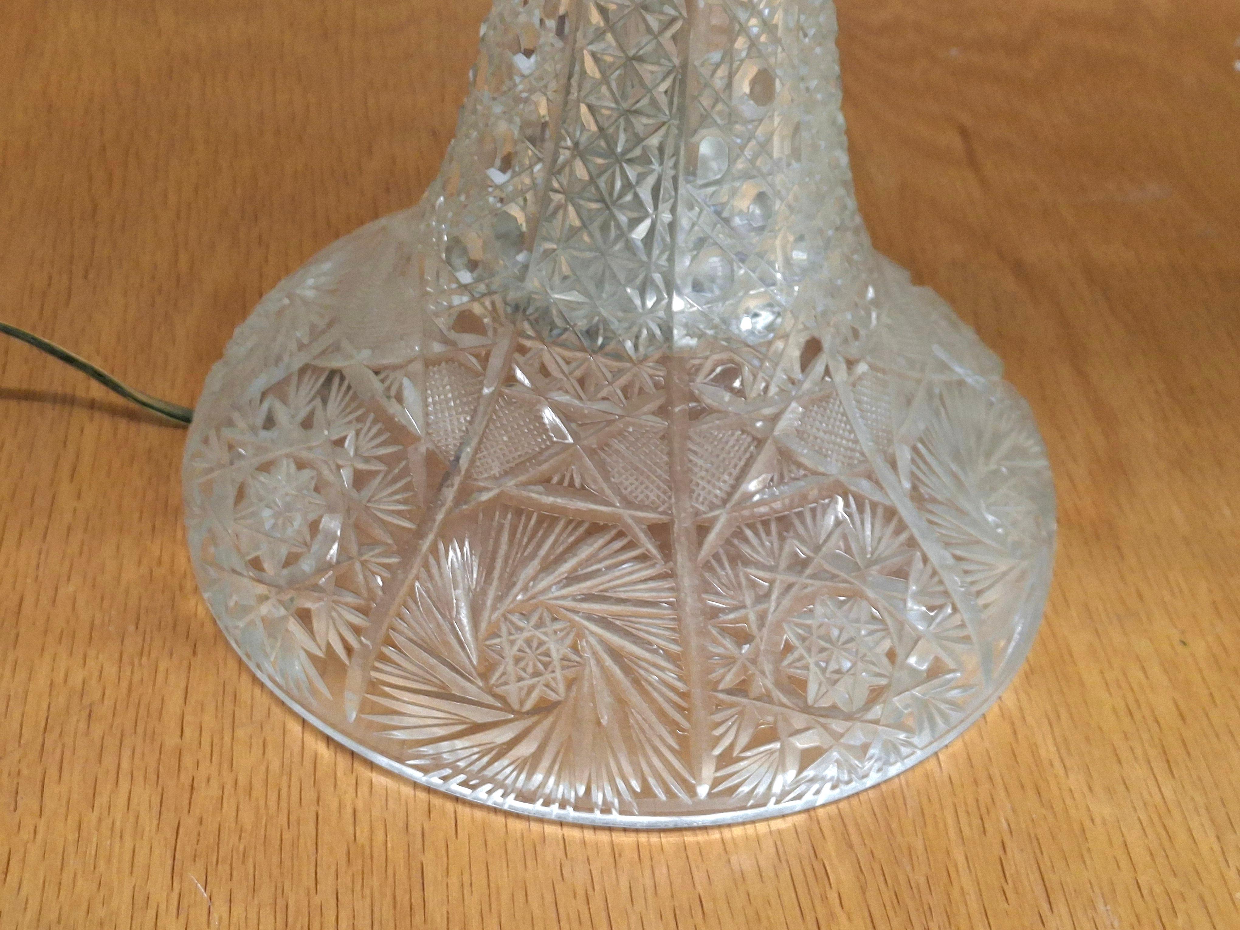 Coppia di lampade da tavolo americane in cristallo taglio brillante a fungo lustre in vendita 1