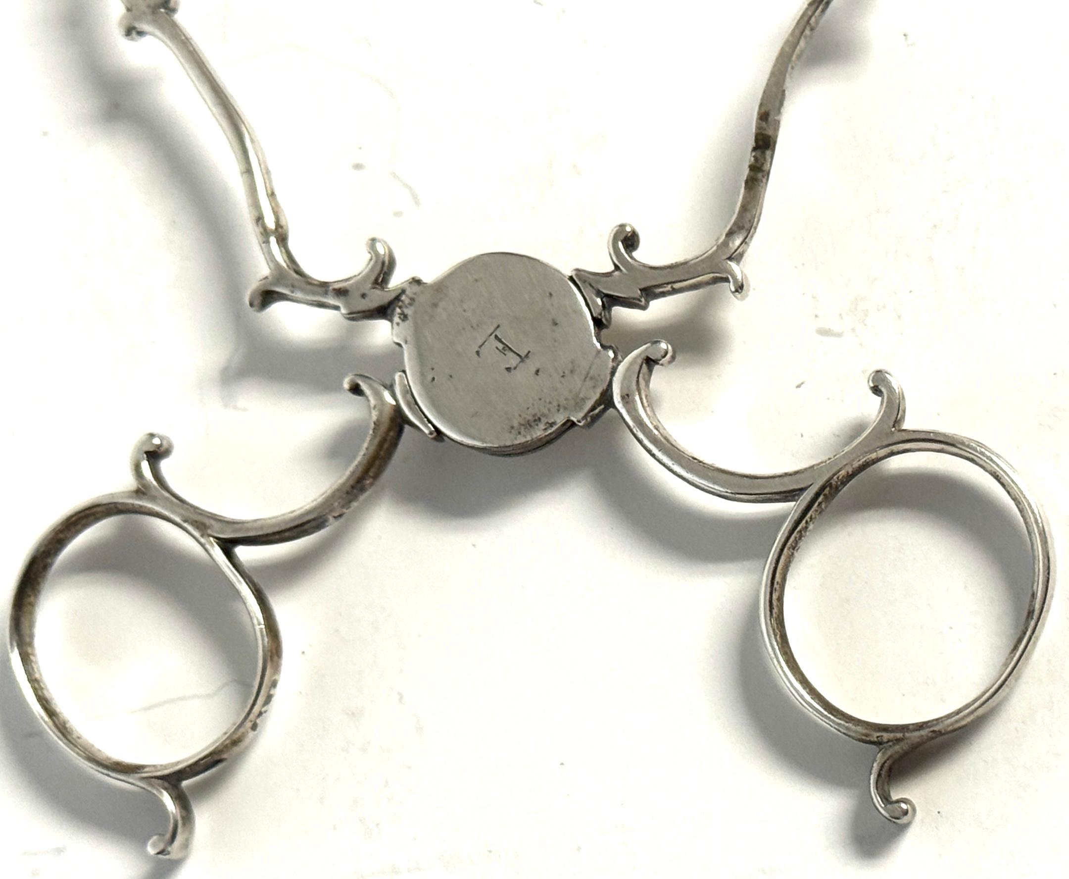 Paar amerikanische Kolonialsilber-Zuckerzangen Boston, 1765, Kreis von Paul Revere im Zustand „Gut“ im Angebot in West Palm Beach, FL