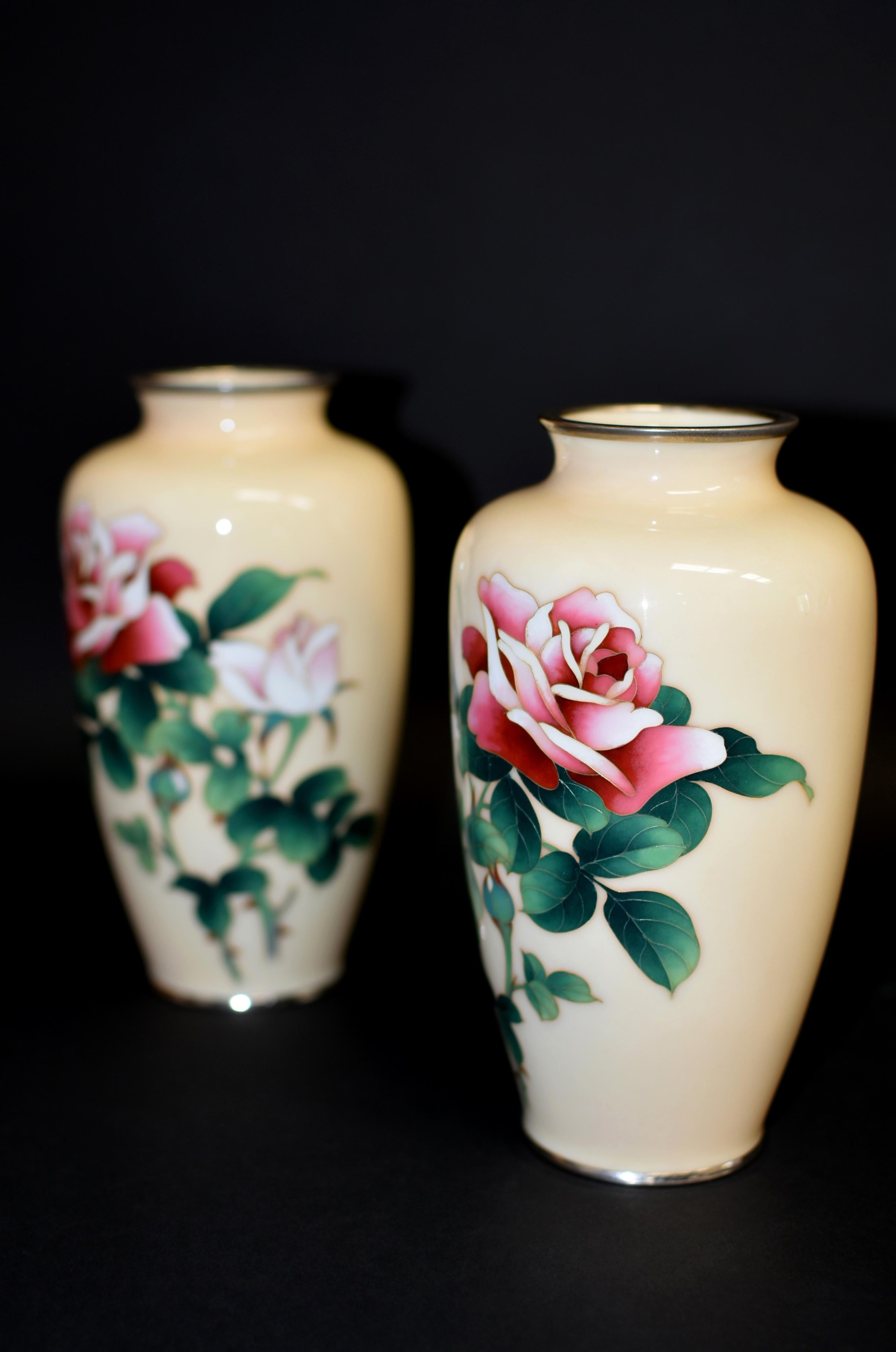 Pair Ando Jubei Signed Wireless Cloisonné Vases with Roses For Sale 7
