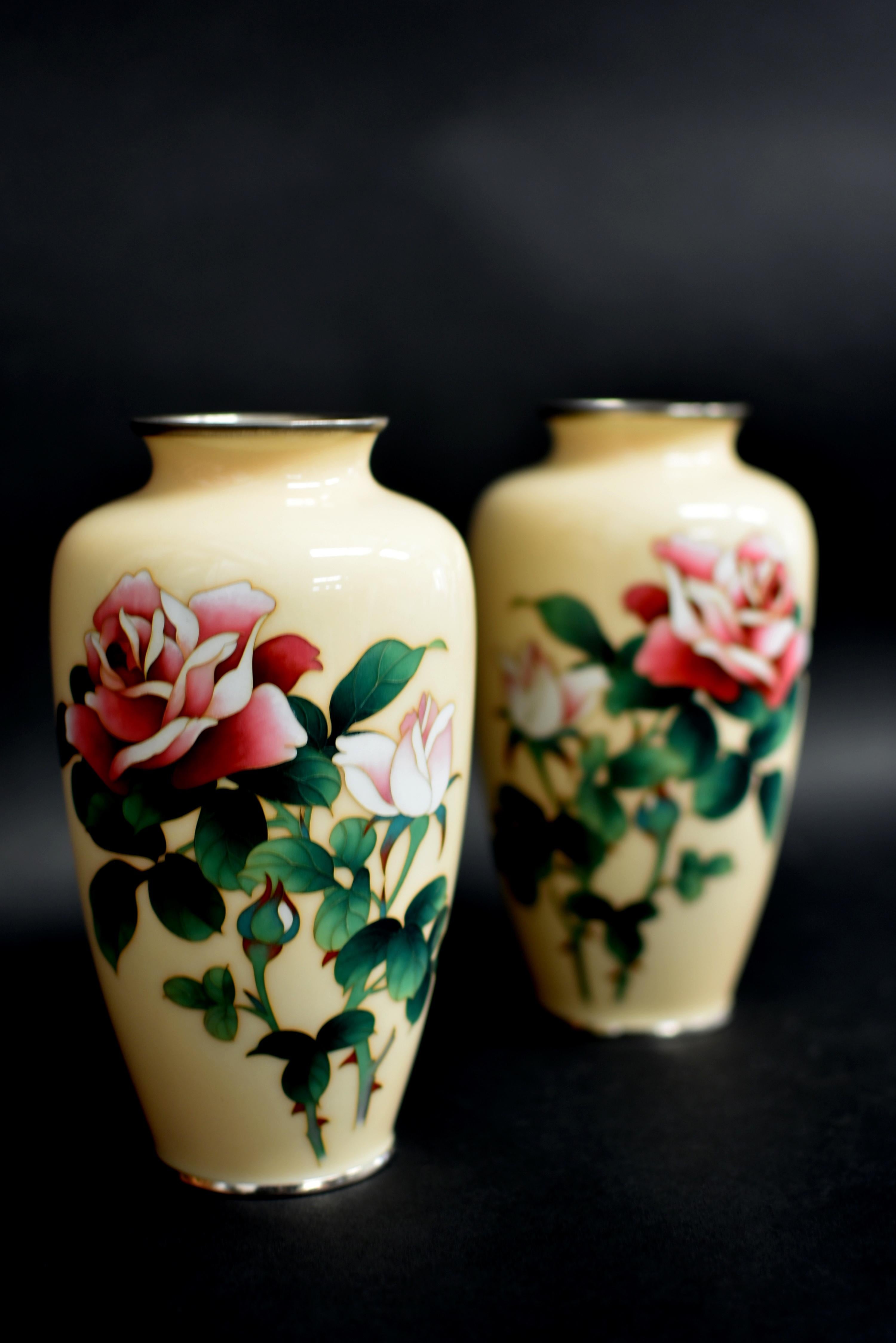Pair Ando Jubei Signed Wireless Cloisonné Vases with Roses For Sale 8