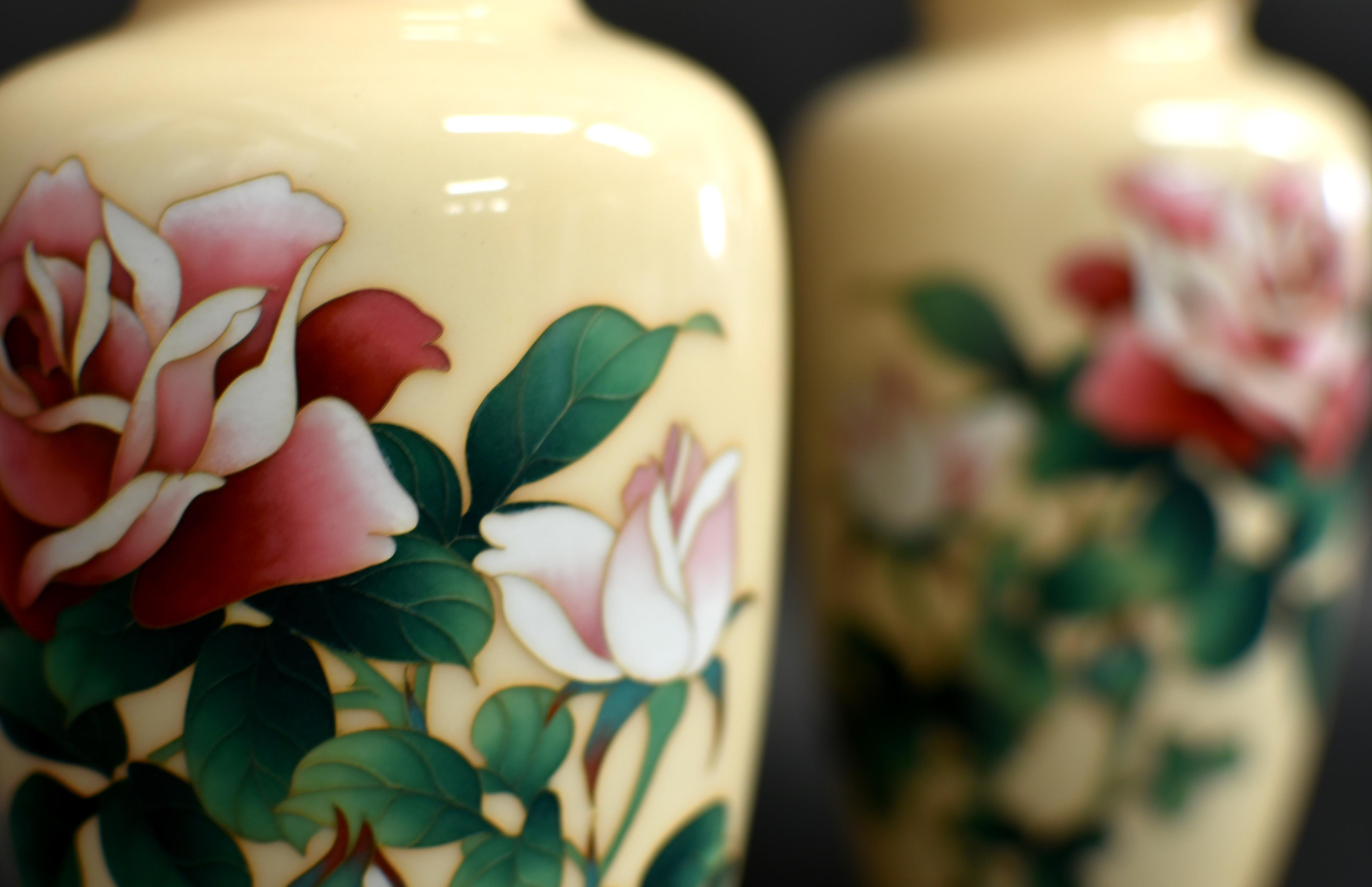 Pair Ando Jubei Signed Wireless Cloisonné Vases with Roses For Sale 9