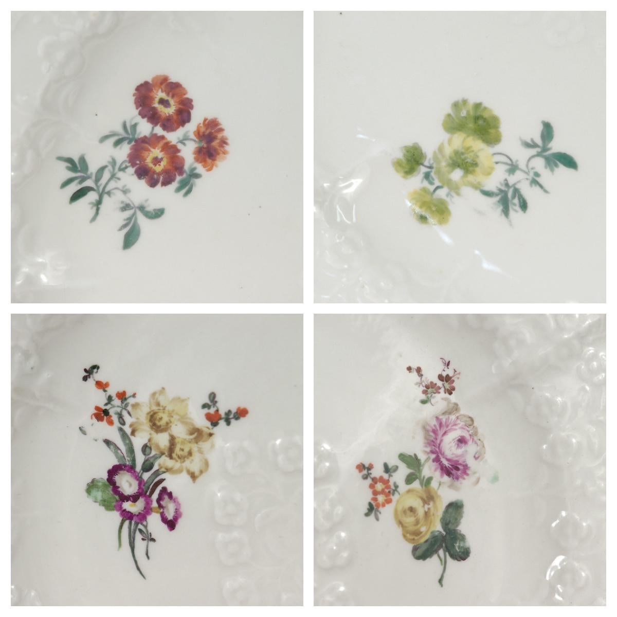 Paire d'assiettes anciennes en porcelaine à motif Vergissmeinnicht de Meissen du 18e siècle avec fleurs en vente 4