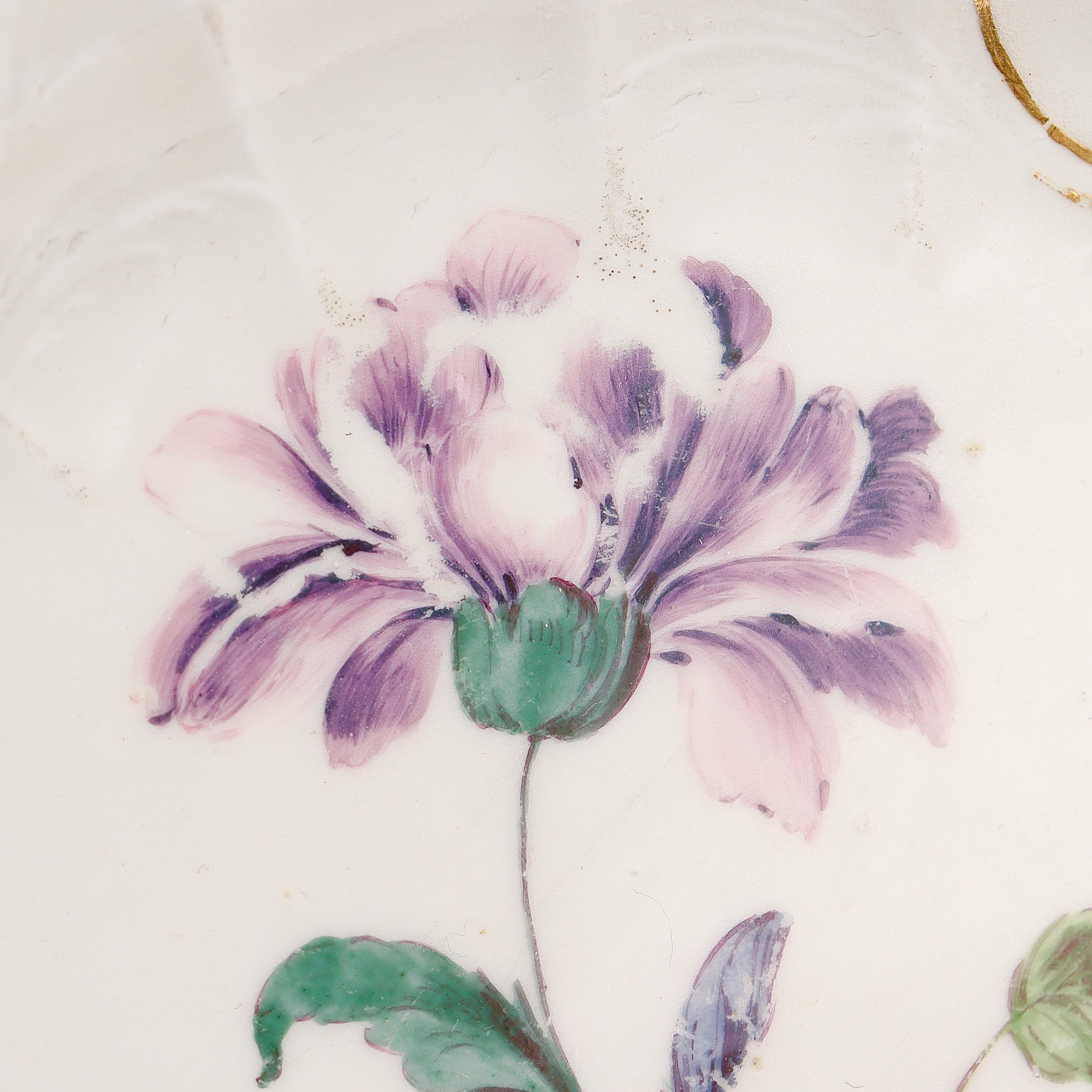 Pair Antique 18th C. Meissen Porcelain Dulong Variant Molded Plates with Flowers For Sale 4