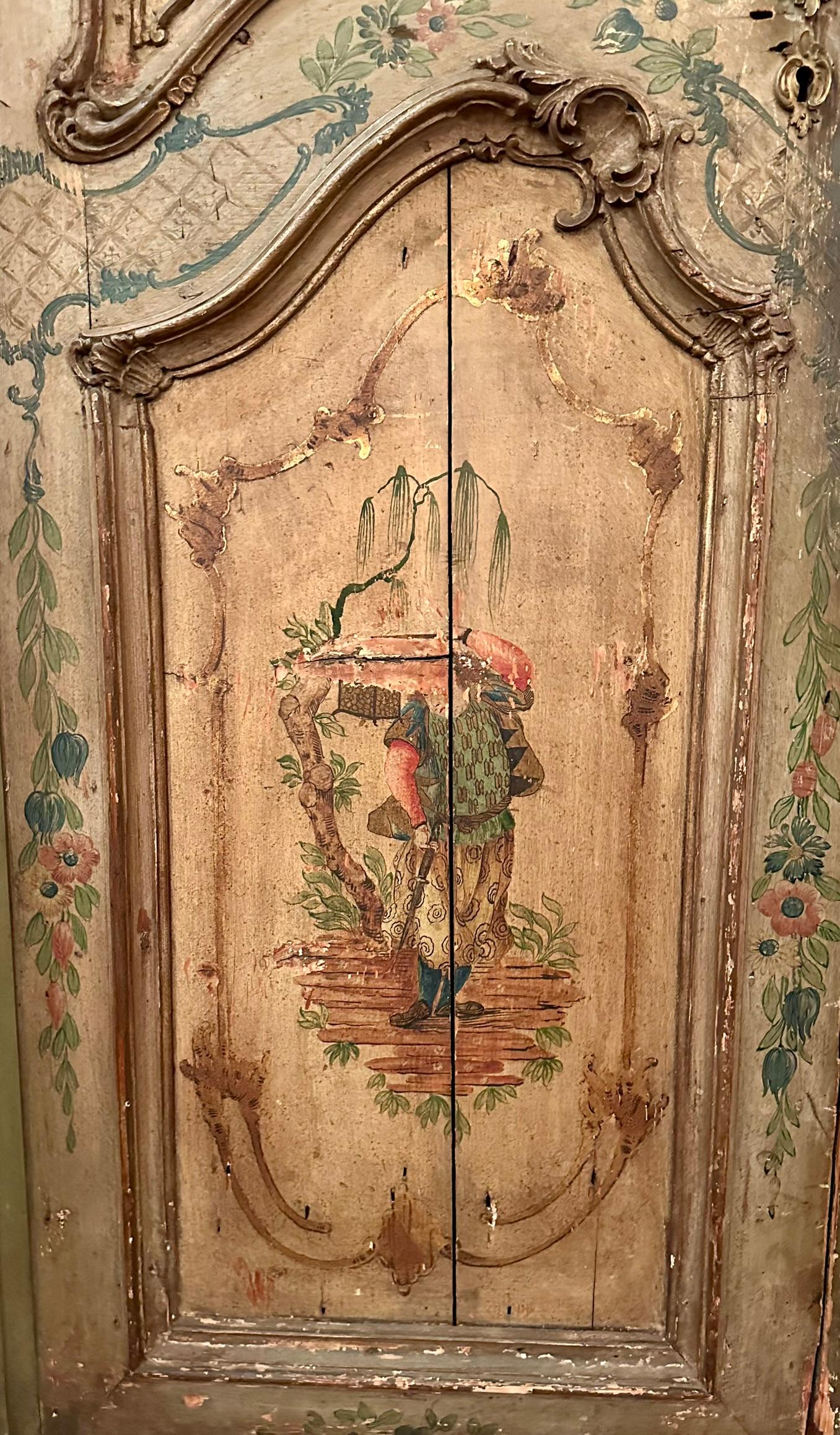 Par de Puertas Antiguas de Madera Pintada Veneciana del Siglo XVIII. Rococó en venta