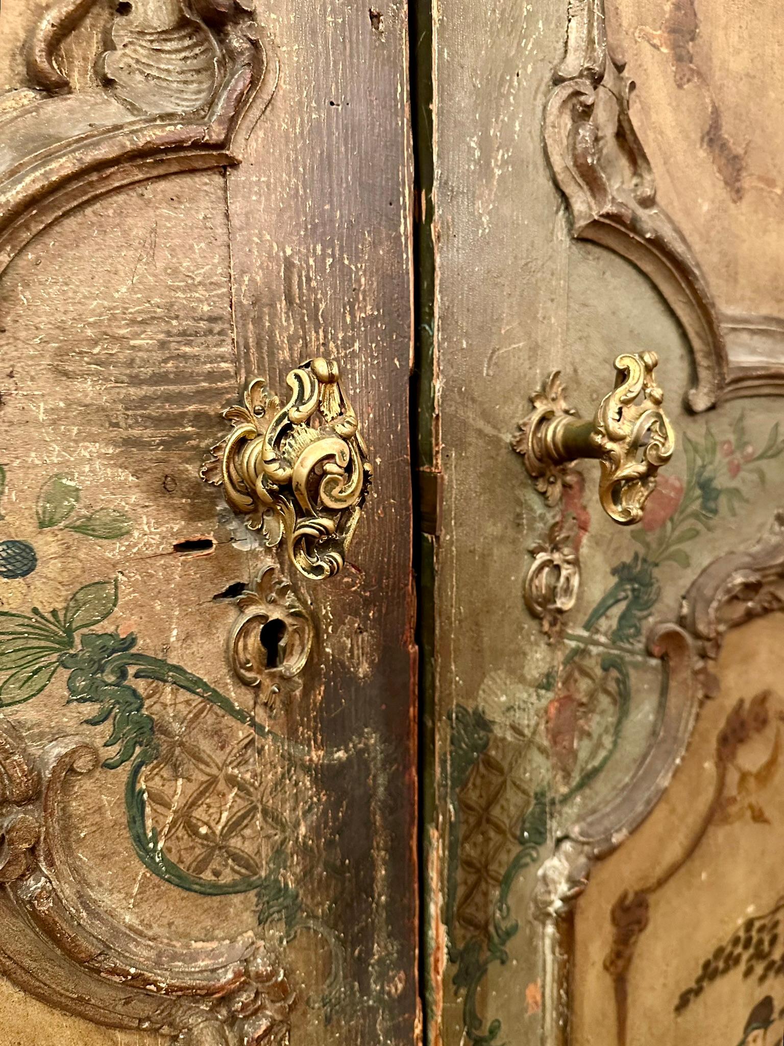 Par de Puertas Antiguas de Madera Pintada Veneciana del Siglo XVIII. siglo XVIII en venta