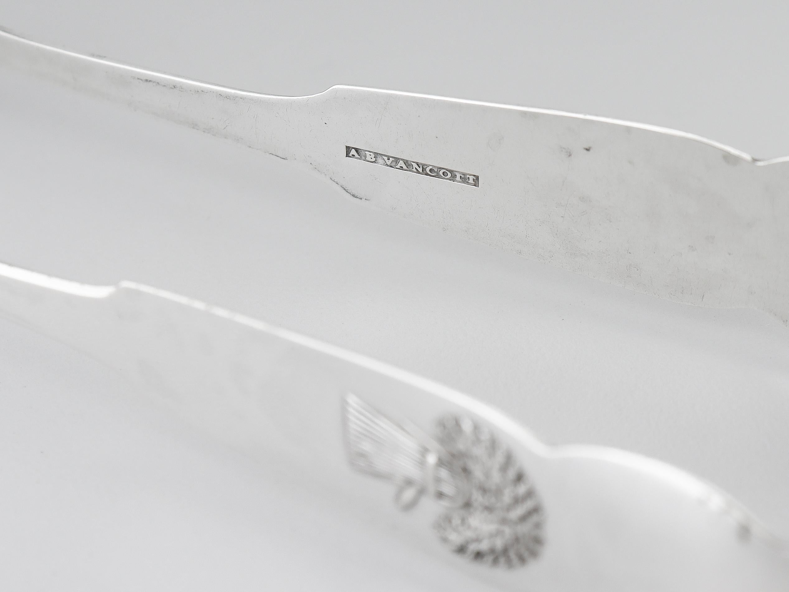 Coppia di antiche pinze da zucchero in argento con moneta americana del 19c A B Vancott NYC Sheaf of Wheat in vendita 12