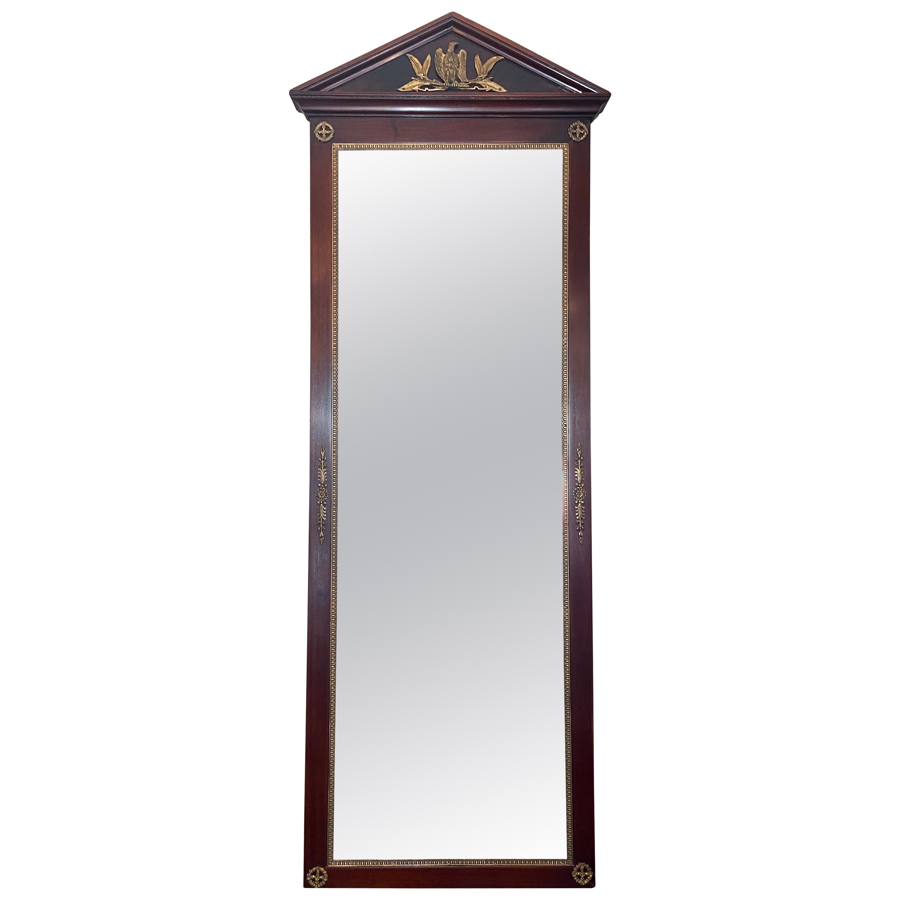Paire de miroirs anciens en acajou de style Empire français du 19ème siècle en vente
