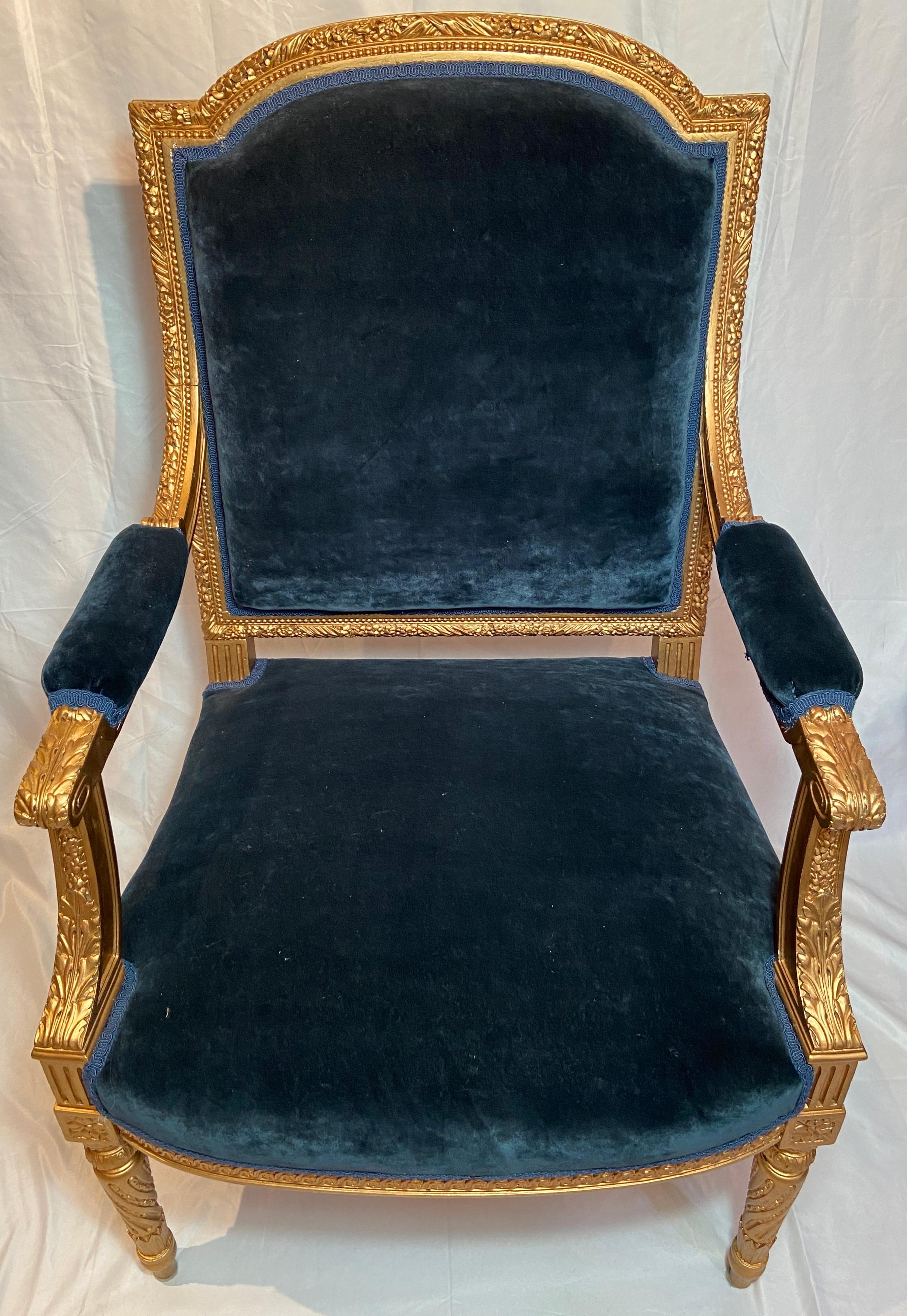 Pair Antique 19th Century French Louis XVI Giltwood Armchairs. In Good Condition In New Orleans, LA