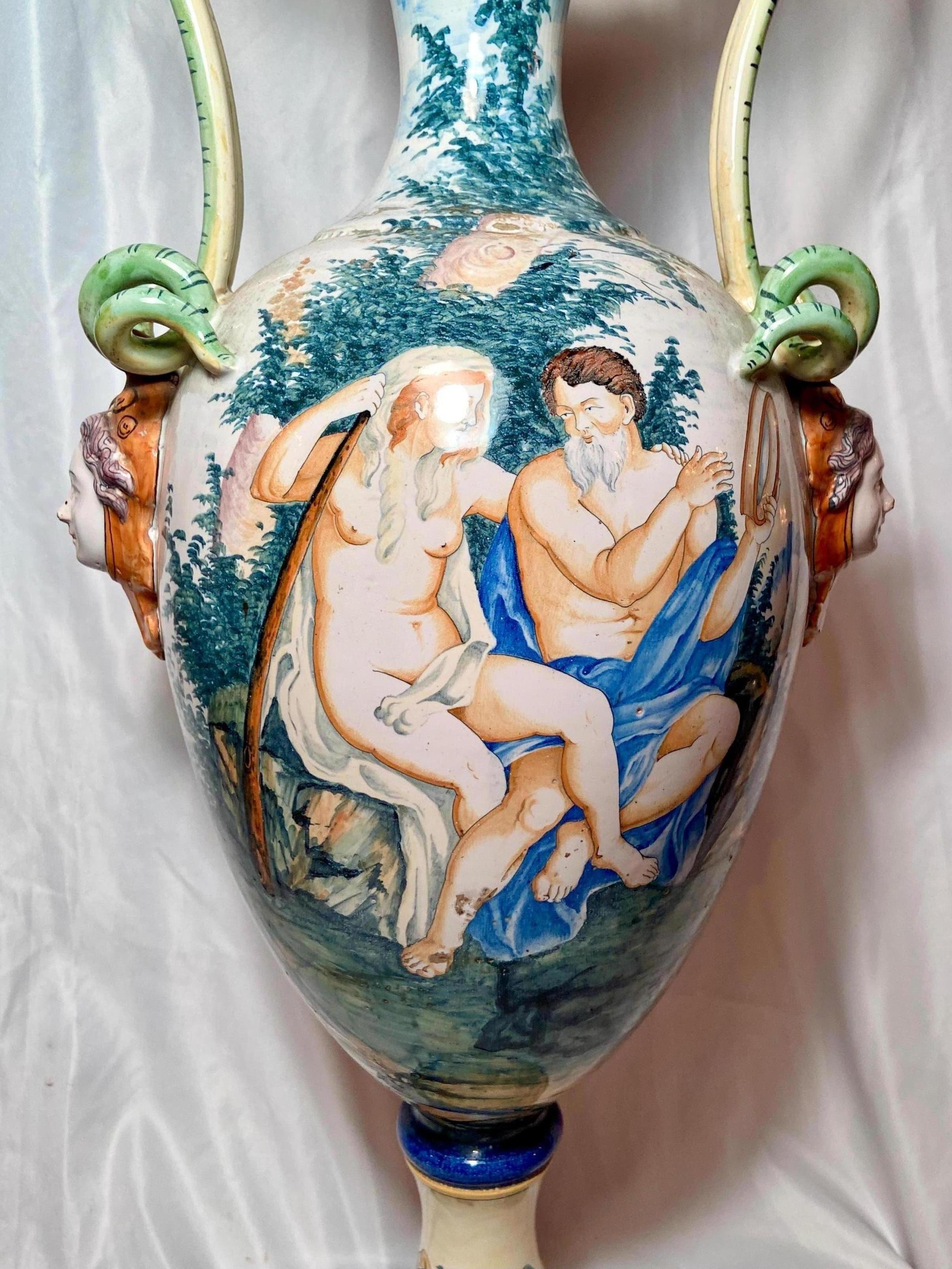 Par de Urnas de Porcelana 