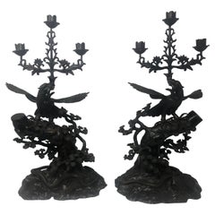 Pareja de candelabros japoneses antiguos del siglo XIX de bronce con forma de ave fénix, hacia 1890