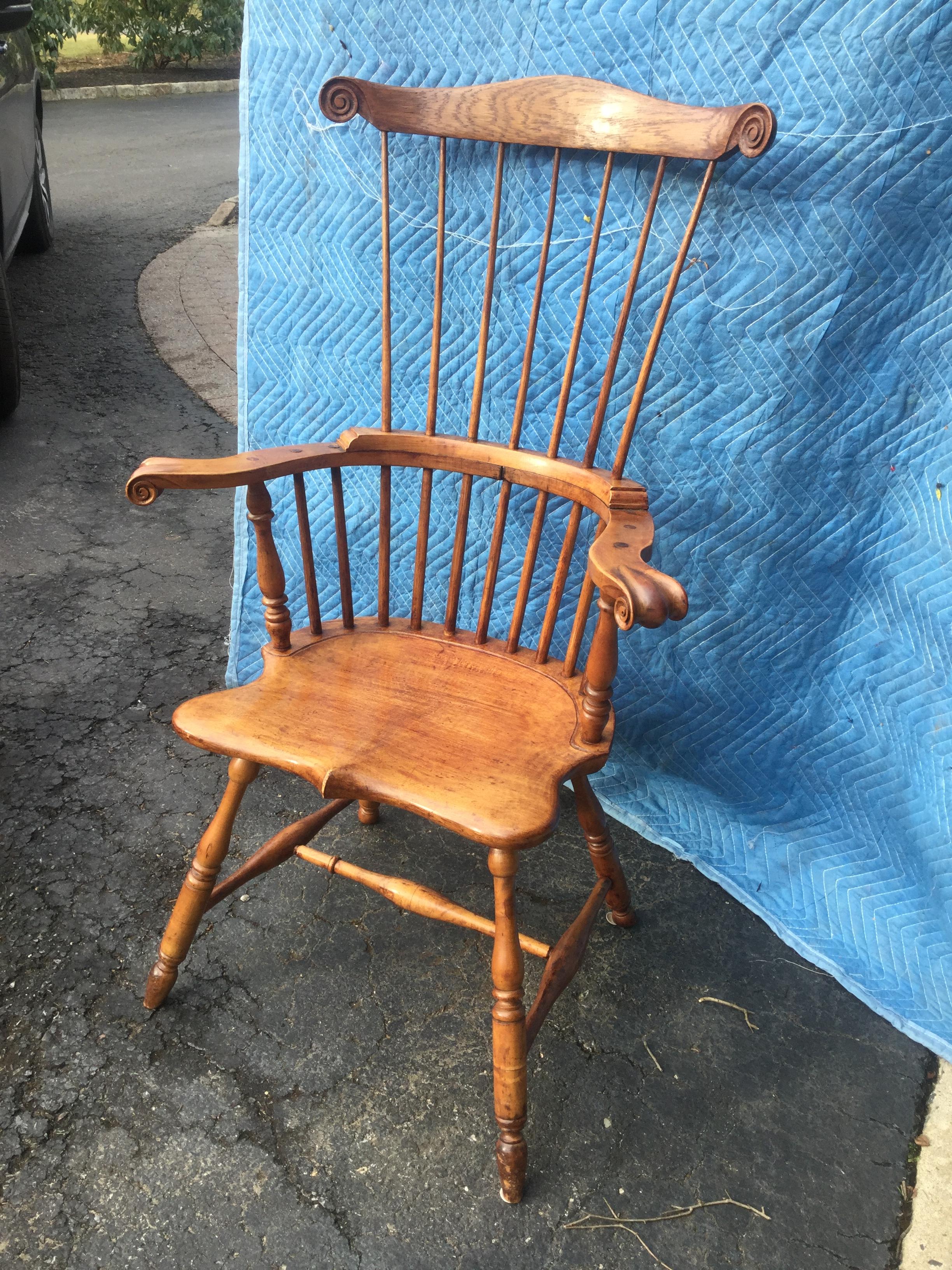 American Colonial Pair of Antique American Maple Windsor Chairs For Sale