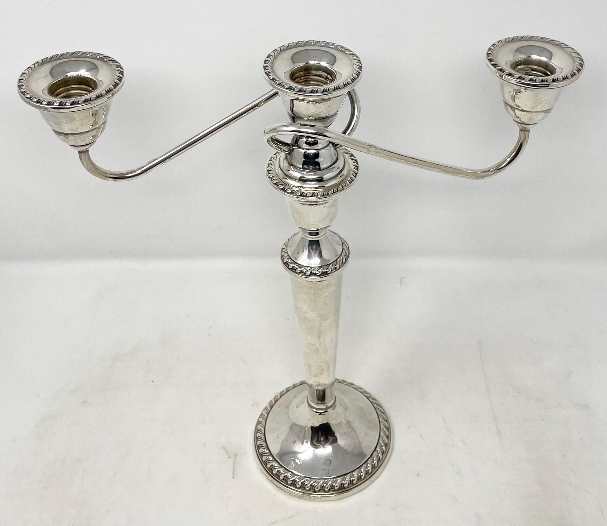 Coppia di antichi candelabri americani in argento 925 con marchio 