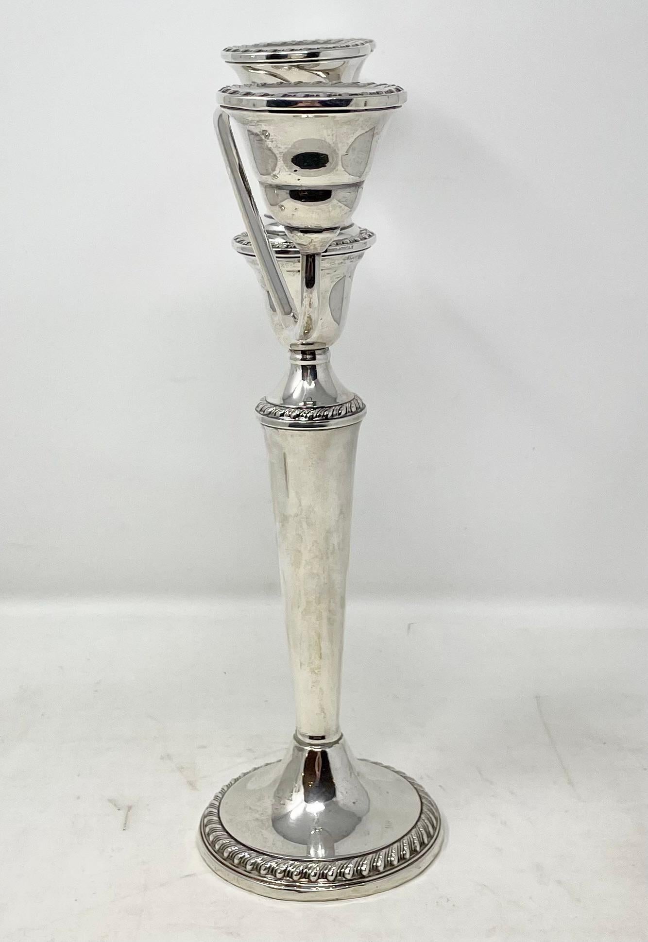 XIX secolo Coppia di antichi candelabri americani in argento 925 con marchio 
