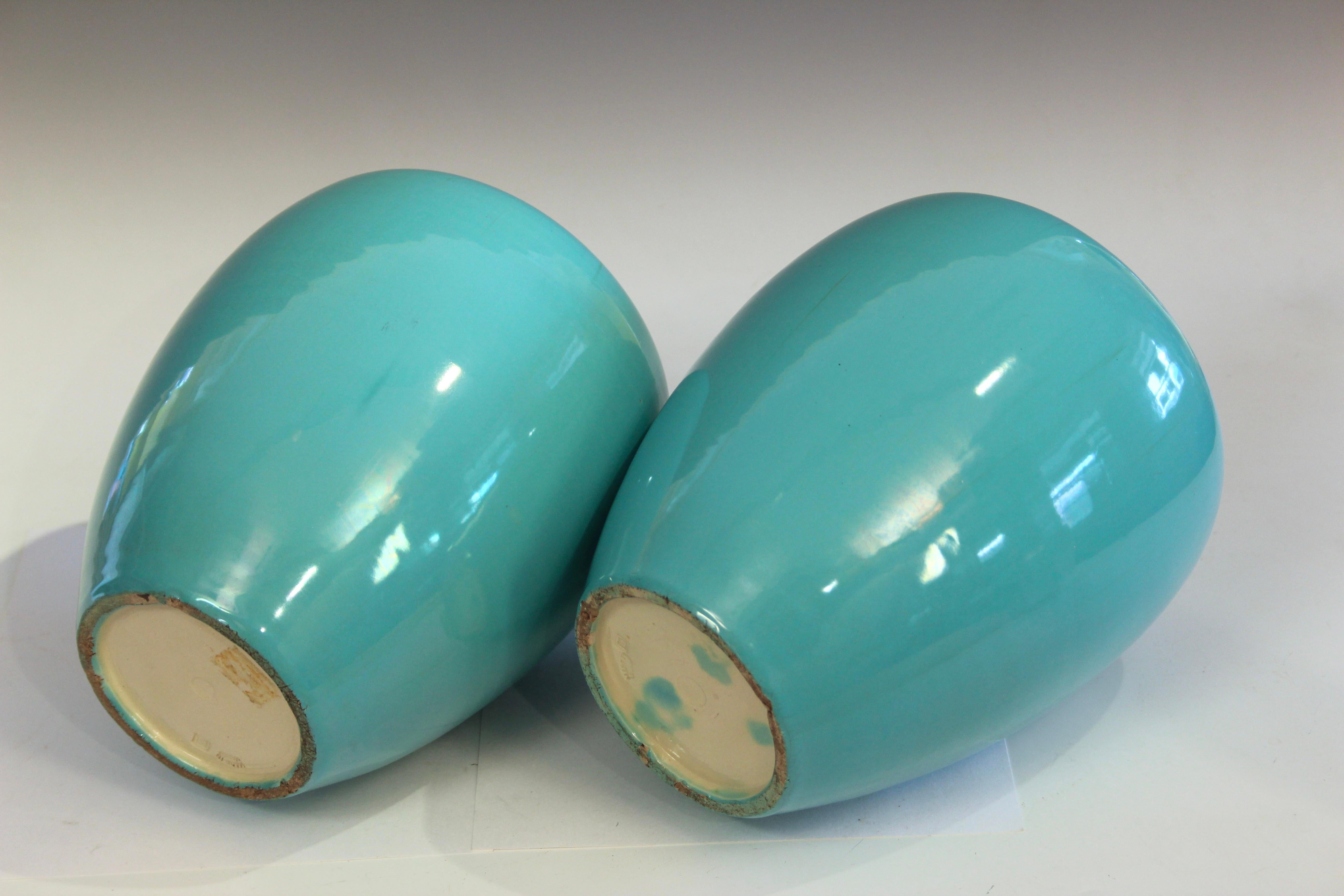 Pair Antique Awaji Pottery Turquoise Ginger Jars In Excellent Condition For Sale In Wilton, CT