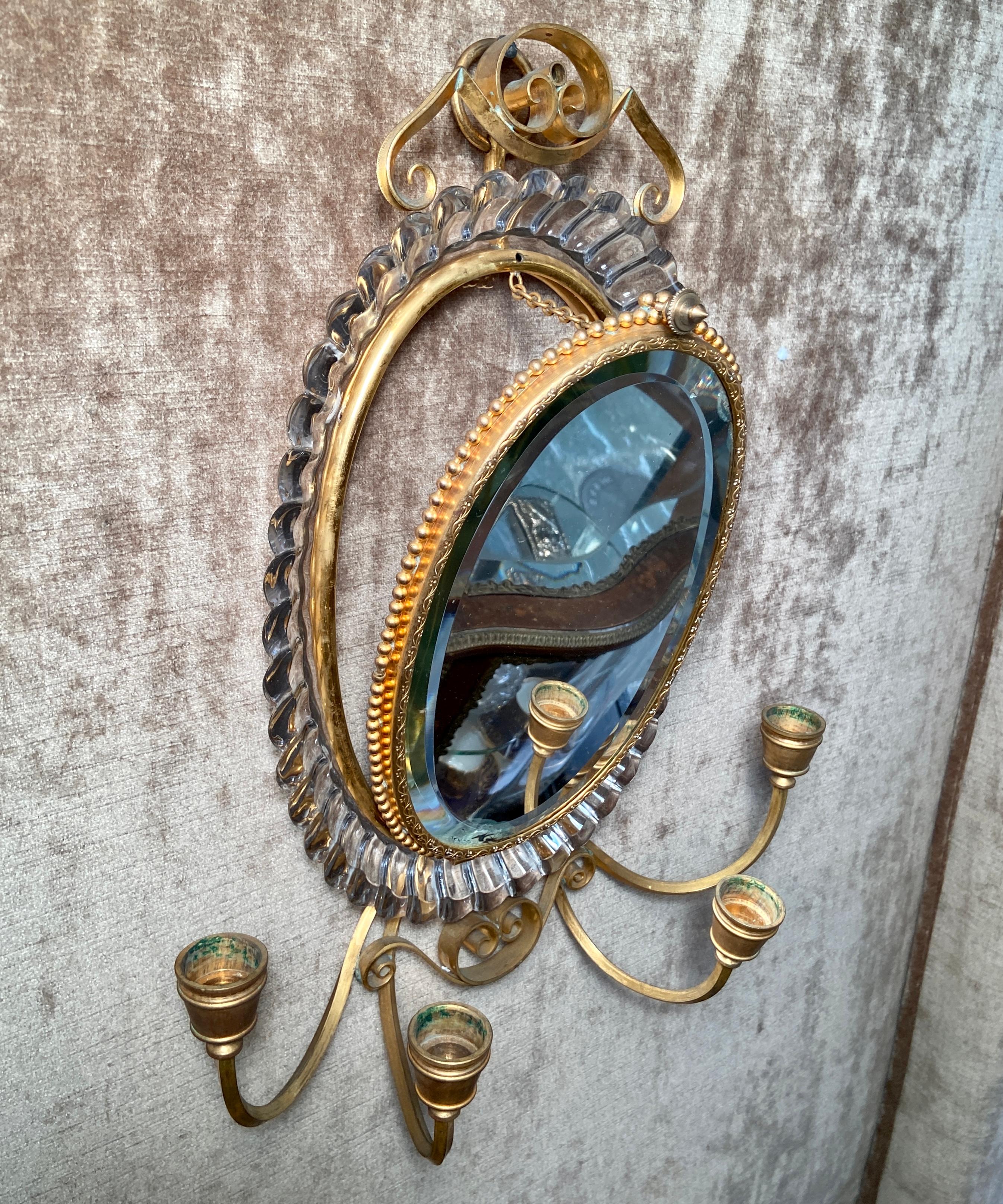 Paire d'appliques anciennes de Baccarat en cristal, bronze doré et miroir réglable vers 1910 Bon état - En vente à New Orleans, LA