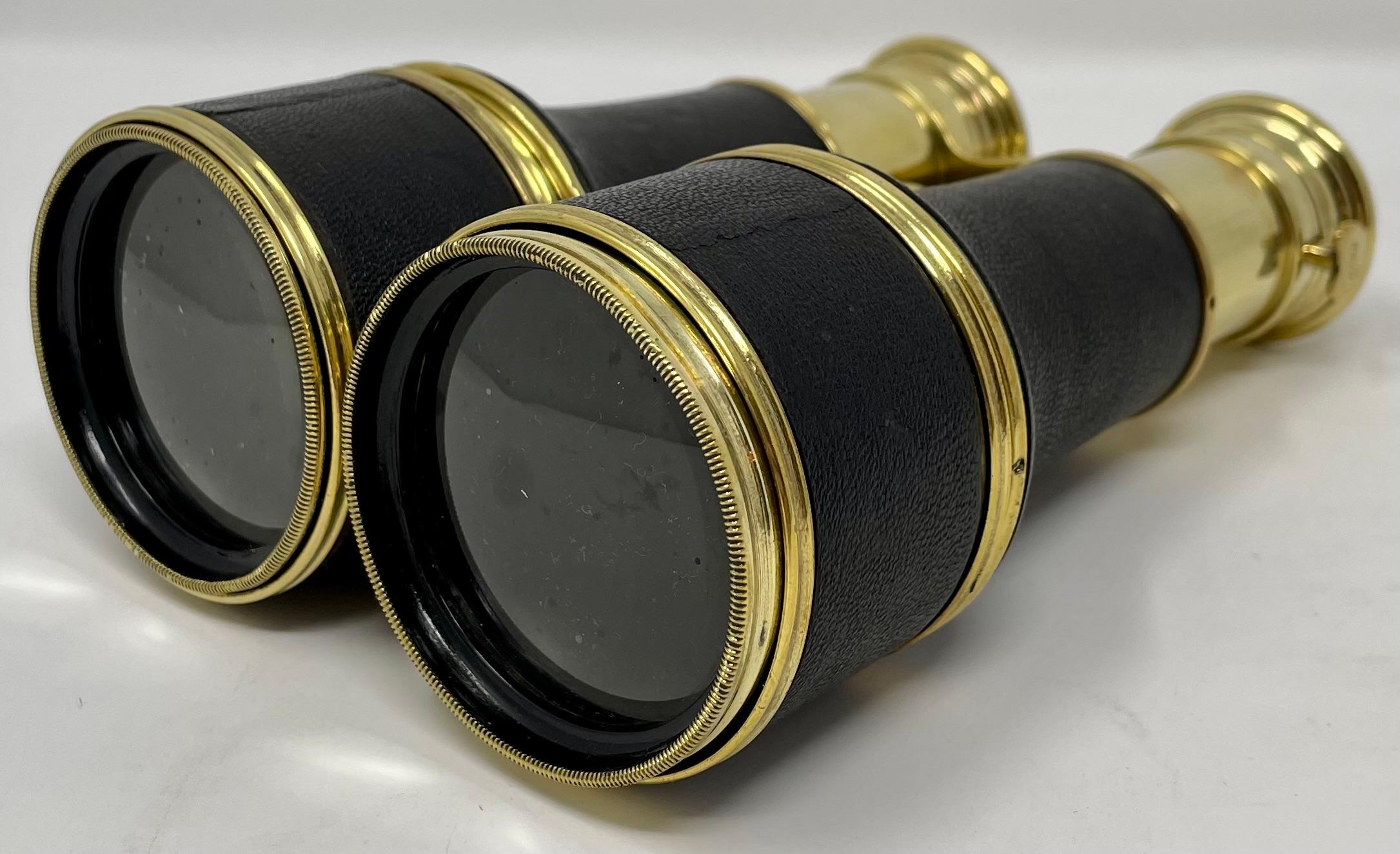 Pair Antique British Leather and Brass Marine Field Binoculars, Circa 1900-1910. In Good Condition In New Orleans, LA