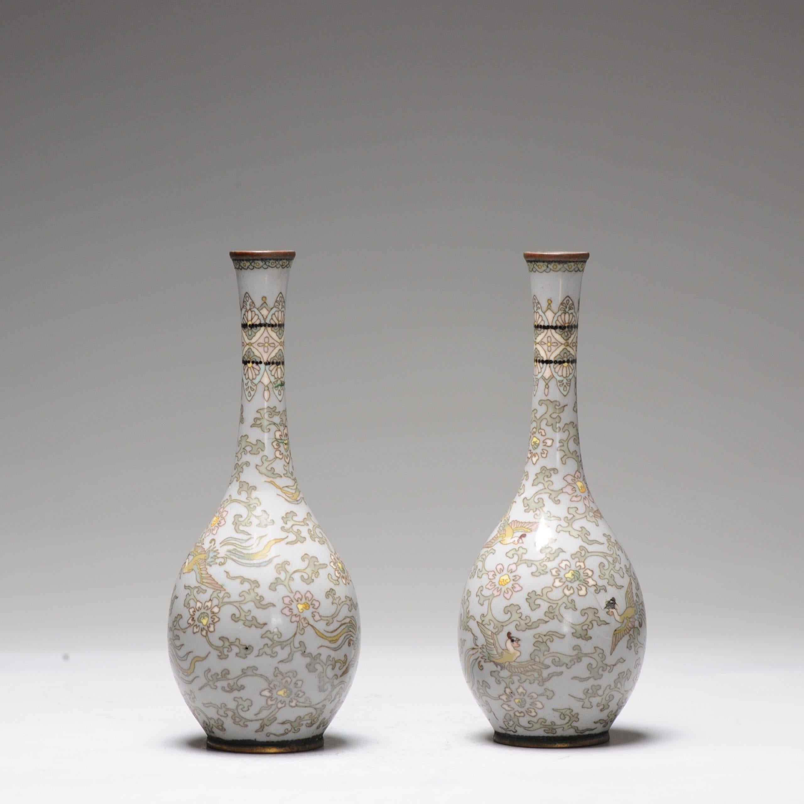 Bronze Paire de vases en bronze ancien cloisonné japonais Meiji du 19ème siècle japonais en vente