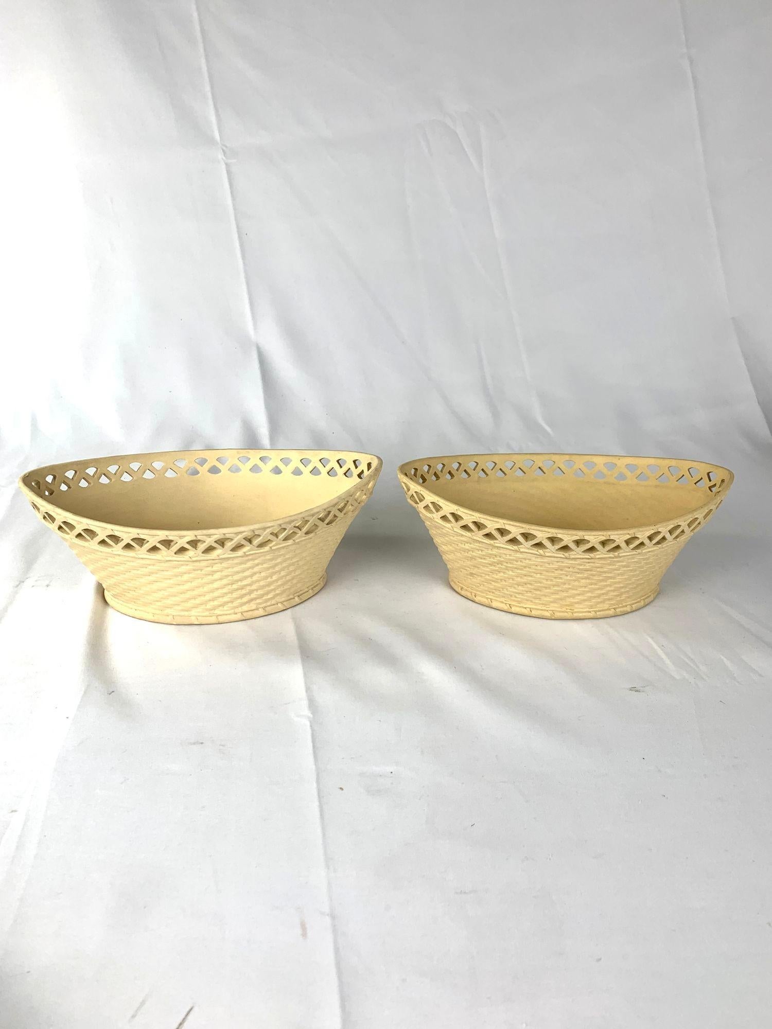 Par de Cestas y Soportes Antiguos de Gres Inglaterra Circa 1815 Inglés en venta
