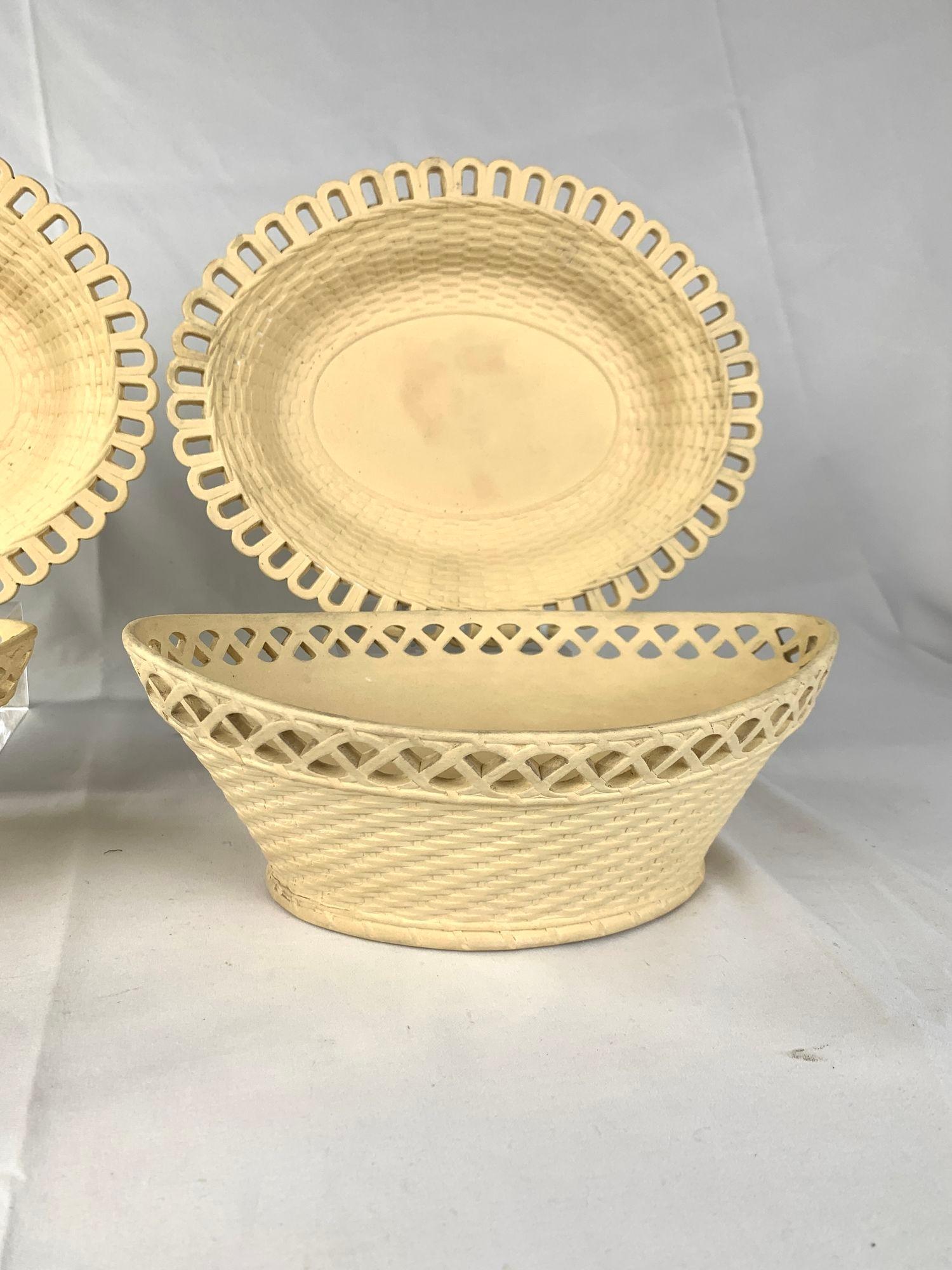 Par de Cestas y Soportes Antiguos de Gres Inglaterra Circa 1815 en venta 1