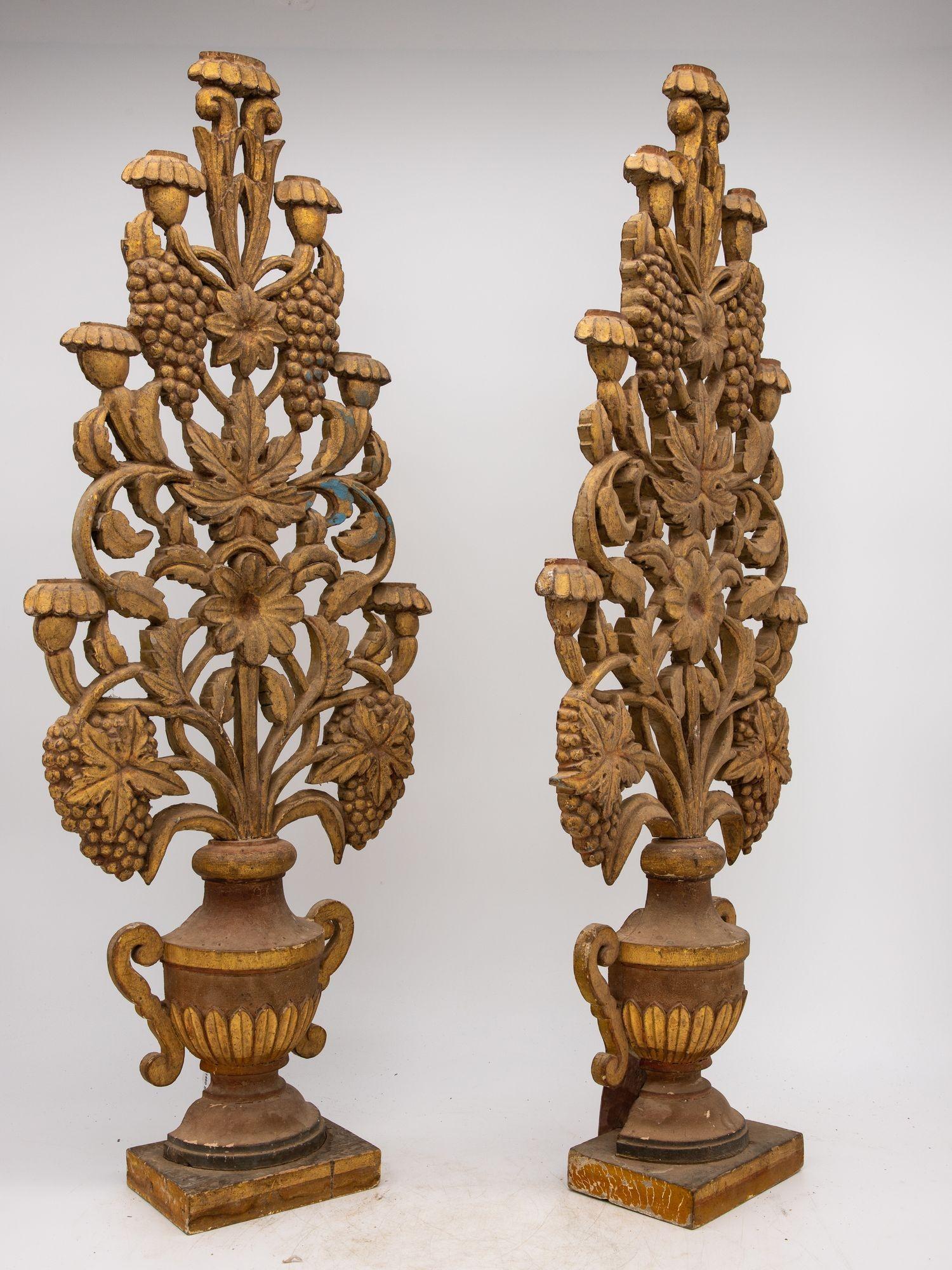 Pair Antique Carved Wood Urns with Flowers Mantle Ornaments, 19th C For Sale 2