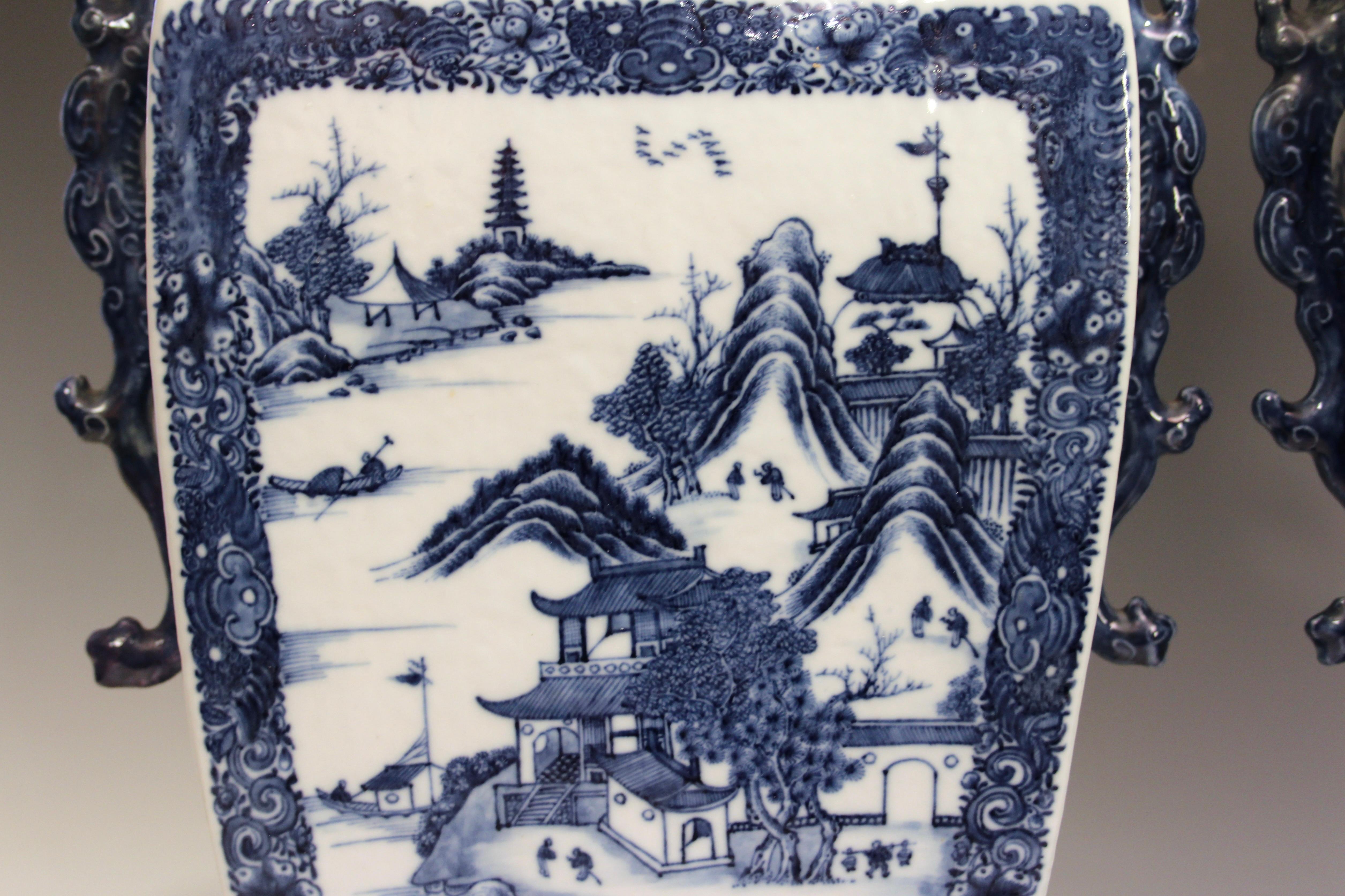 Pair Antique Chinese Export 18th Century Porcelain Vases Urns Blue & White 22