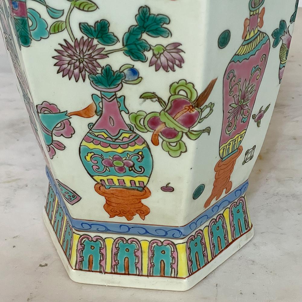 Pair Antique Chinese Hand-Painted Vases For Sale 4