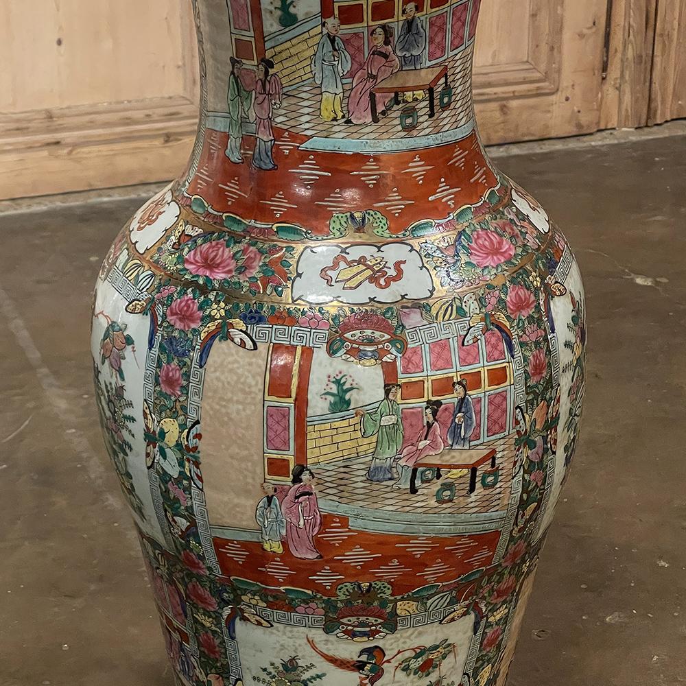 Pair Antique Chinese Hand-Painted Vases For Sale 5