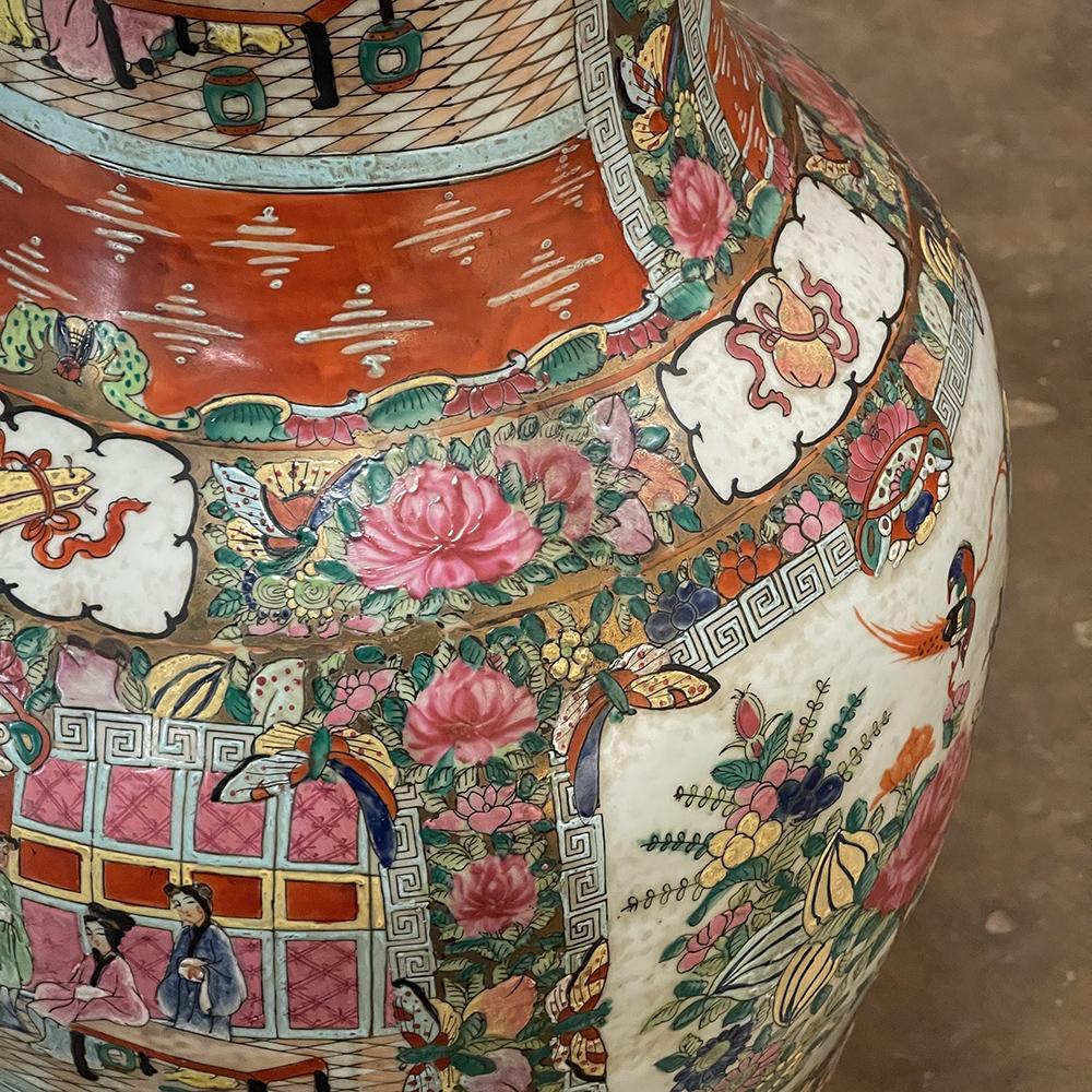 Pair Antique Chinese Hand-Painted Vases For Sale 10