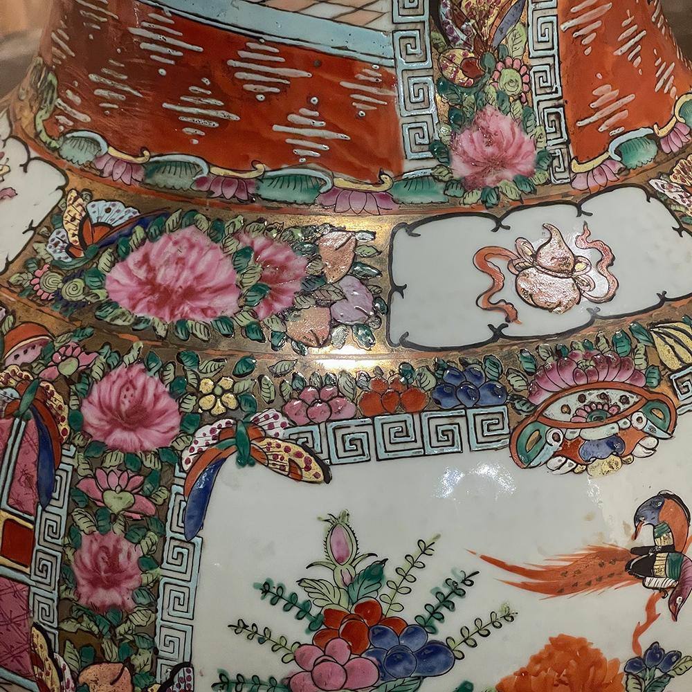 Pair Antique Chinese Hand-Painted Vases For Sale 12