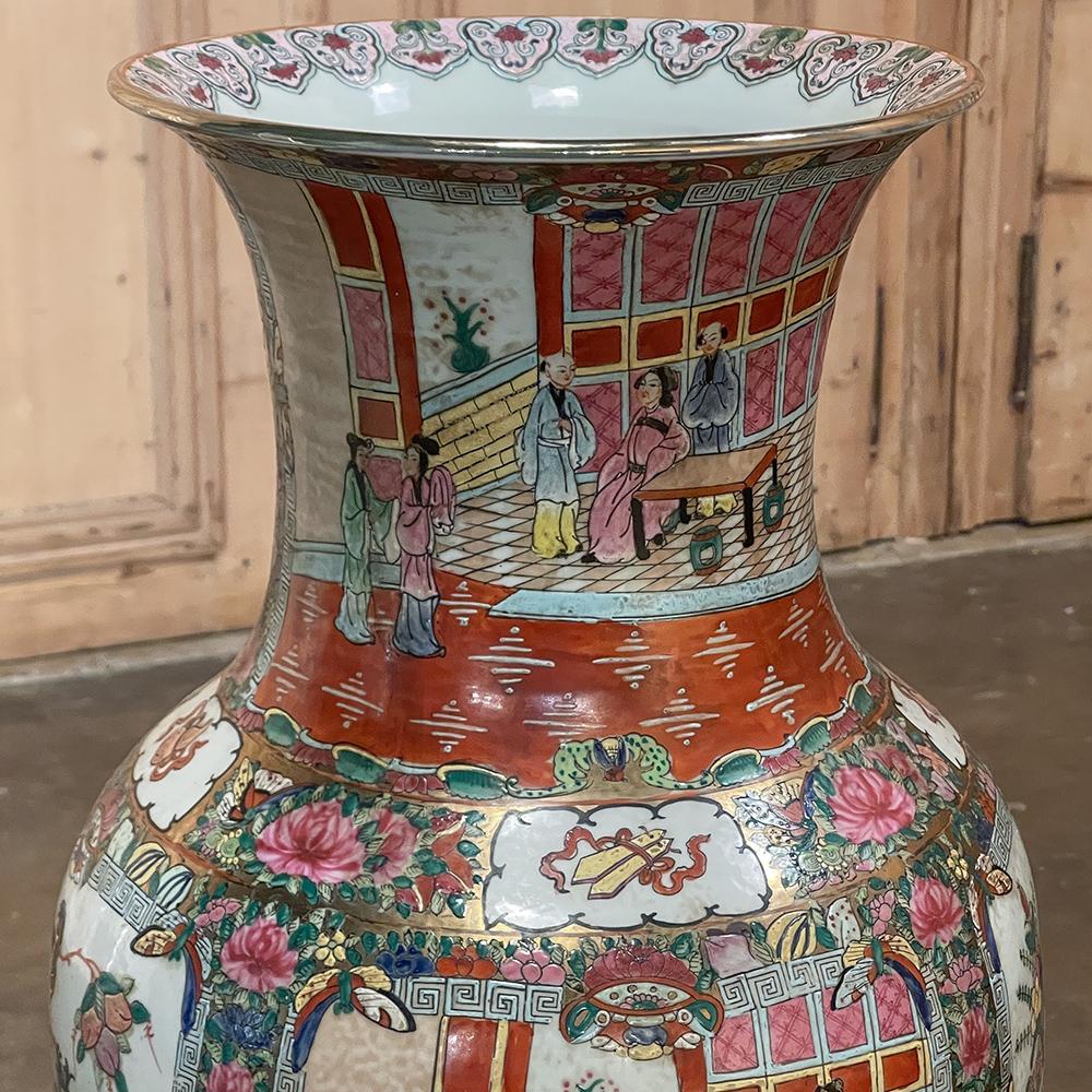 Pair Antique Chinese Hand-Painted Vases For Sale 2
