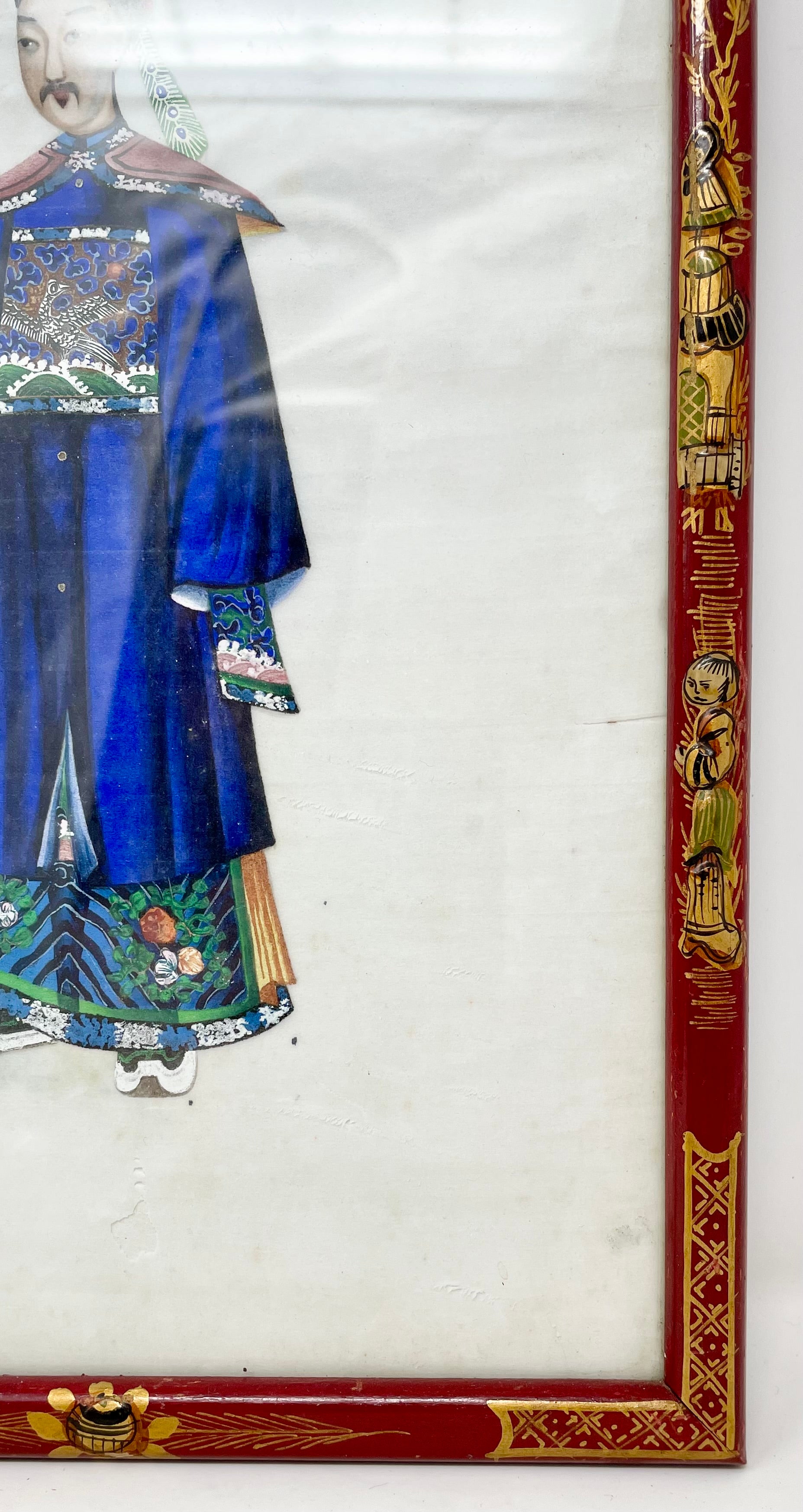Pair Antique Chinese Paintings on Silk of Canton Figures in Traditional Costumes In Good Condition For Sale In New Orleans, LA