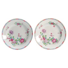 Pair Antique Chinese Porcelain 18th C QIanlong Fencai Set Dinner Plates
