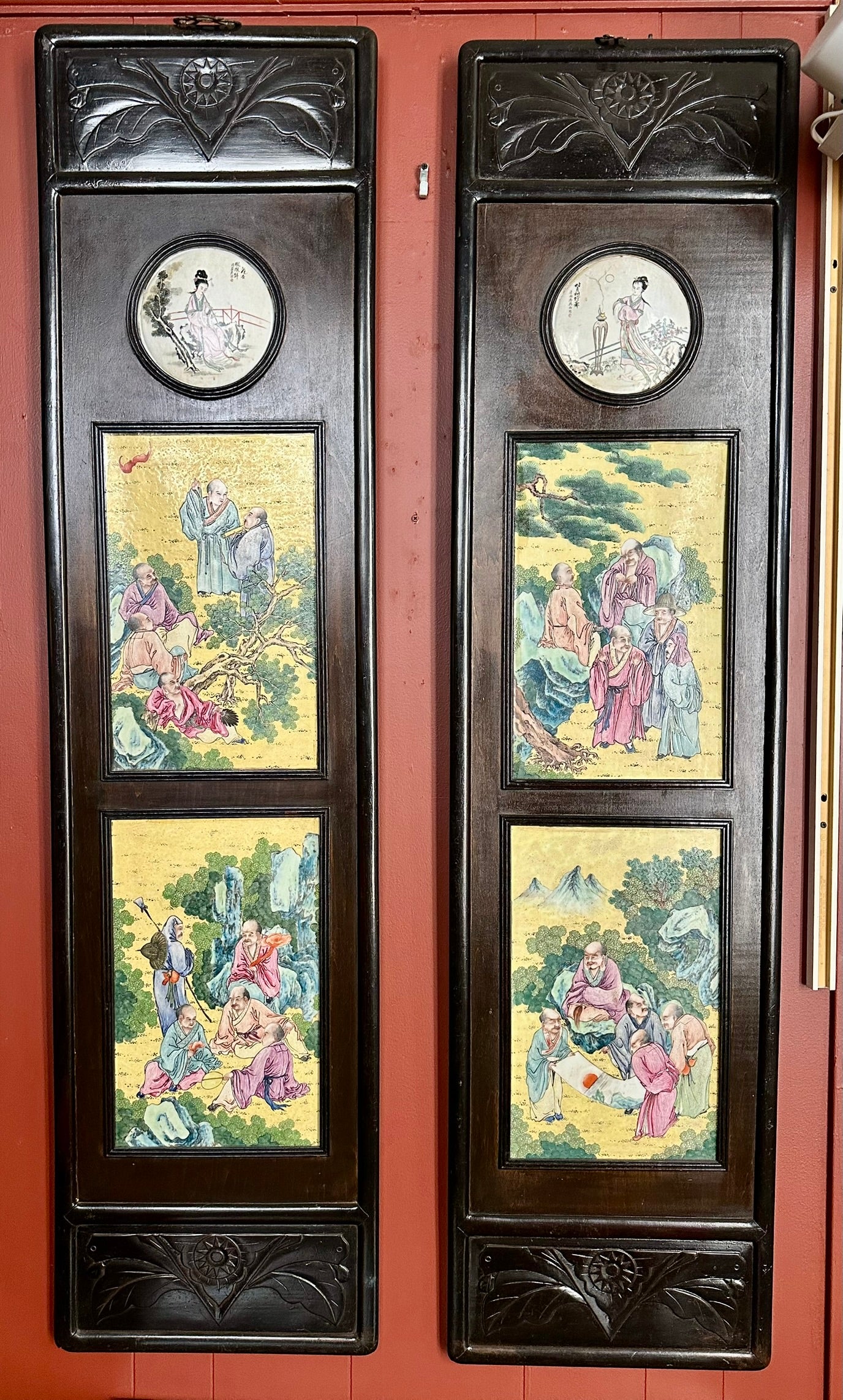 Pair Antique Chinese Porcelain Teakwood Plaques, Circa 1900. In Good Condition For Sale In New Orleans, LA