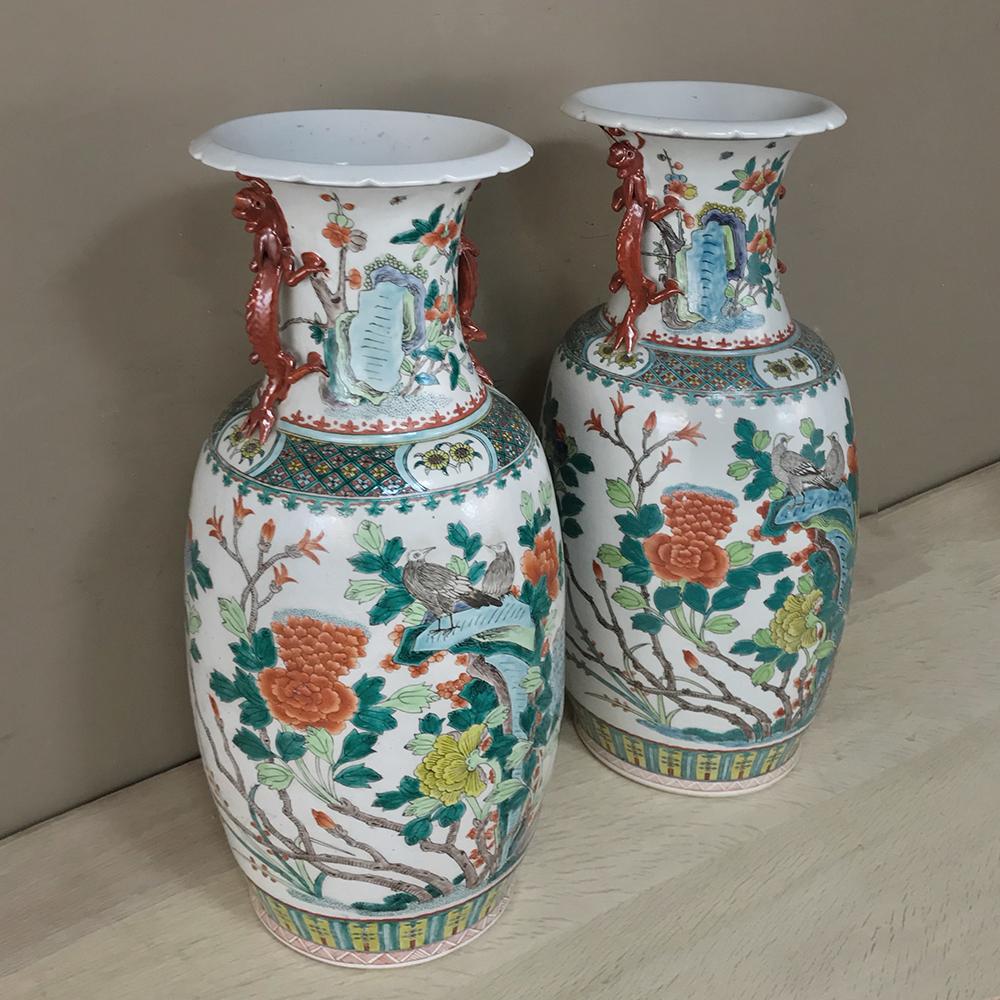 Chinoiserie Pair Antique Chinese Vases with Dragons