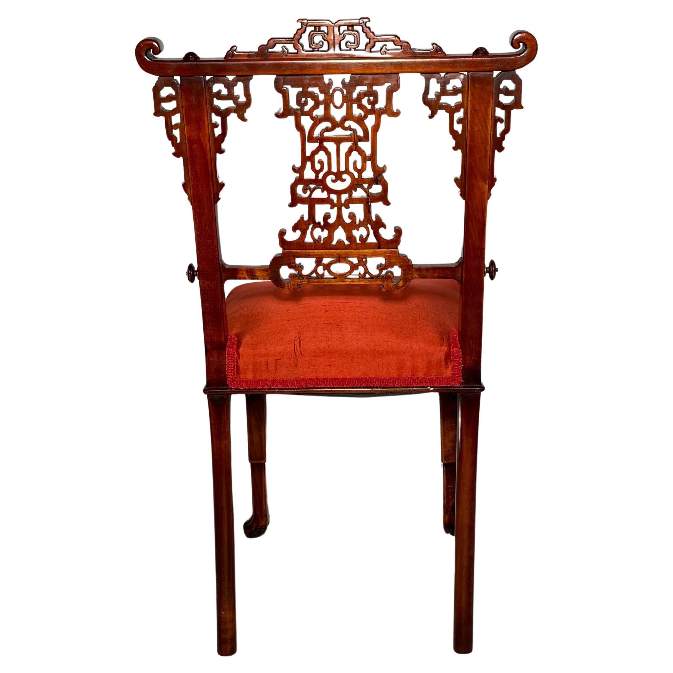 Paire de chaises d'appoint anciennes Chinoiserie, vers 1890. en vente 2