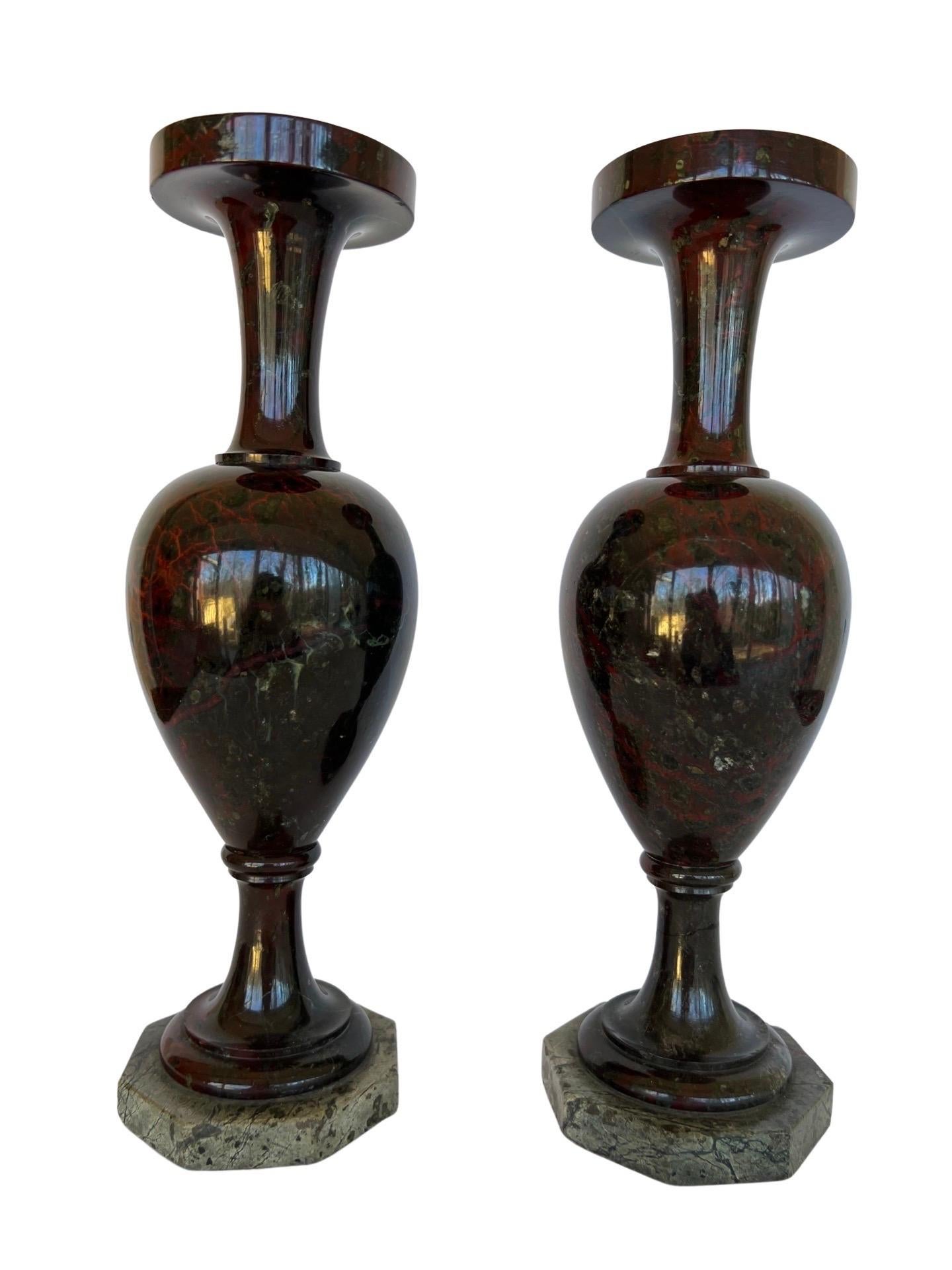 Pair, Antique Cornwall Red Jasper Stone Vases on Marble Bases In Good Condition For Sale In Atlanta, GA