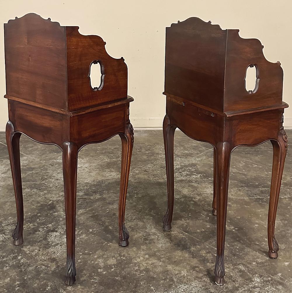 Pair Antique Country French Louis XV Walnut Nightstands ~ Side Tables For Sale 8