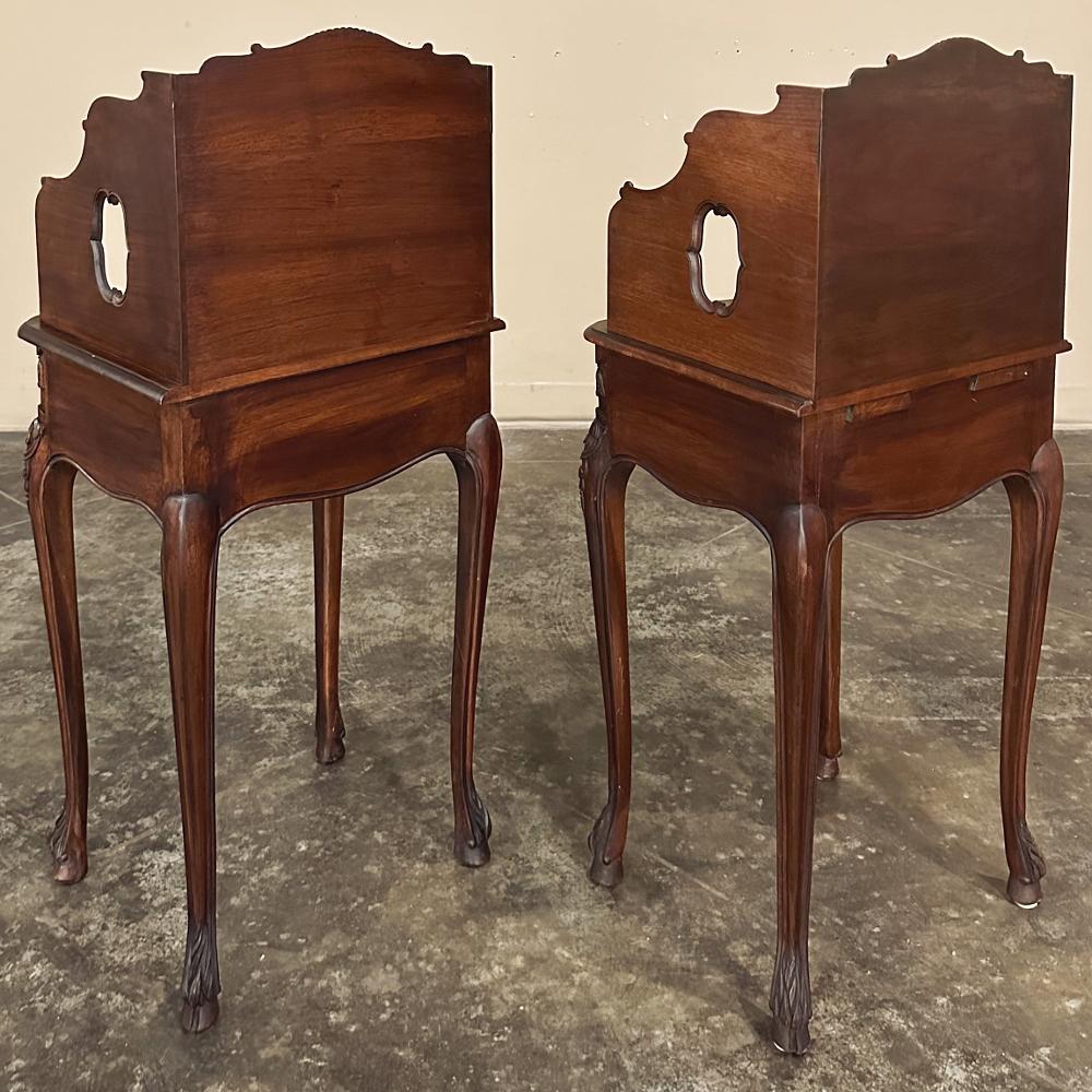 Pair Antique Country French Louis XV Walnut Nightstands ~ Side Tables For Sale 9
