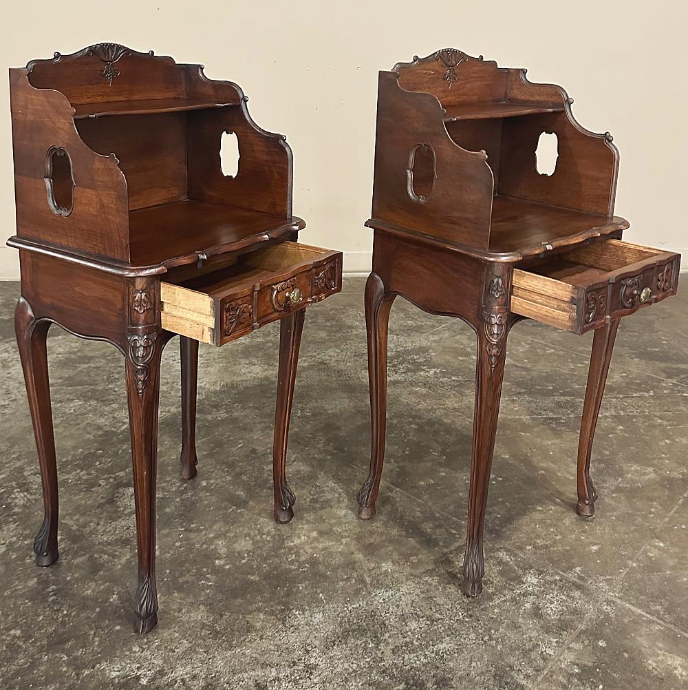 Pair Antique Country French Louis XV Walnut Nightstands ~ Side Tables For Sale 1