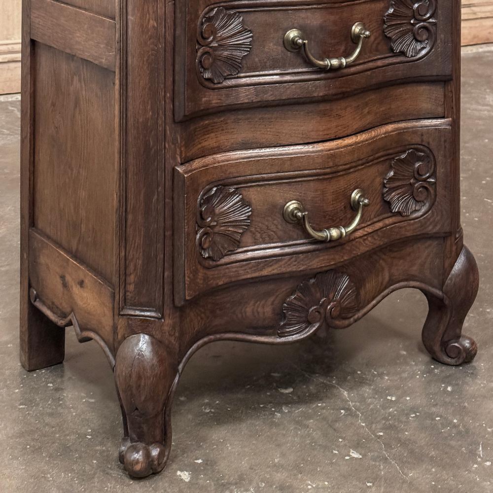 Par de Mesillas de Noche Antique Country French ~ Petite Commodes siglo XX en venta