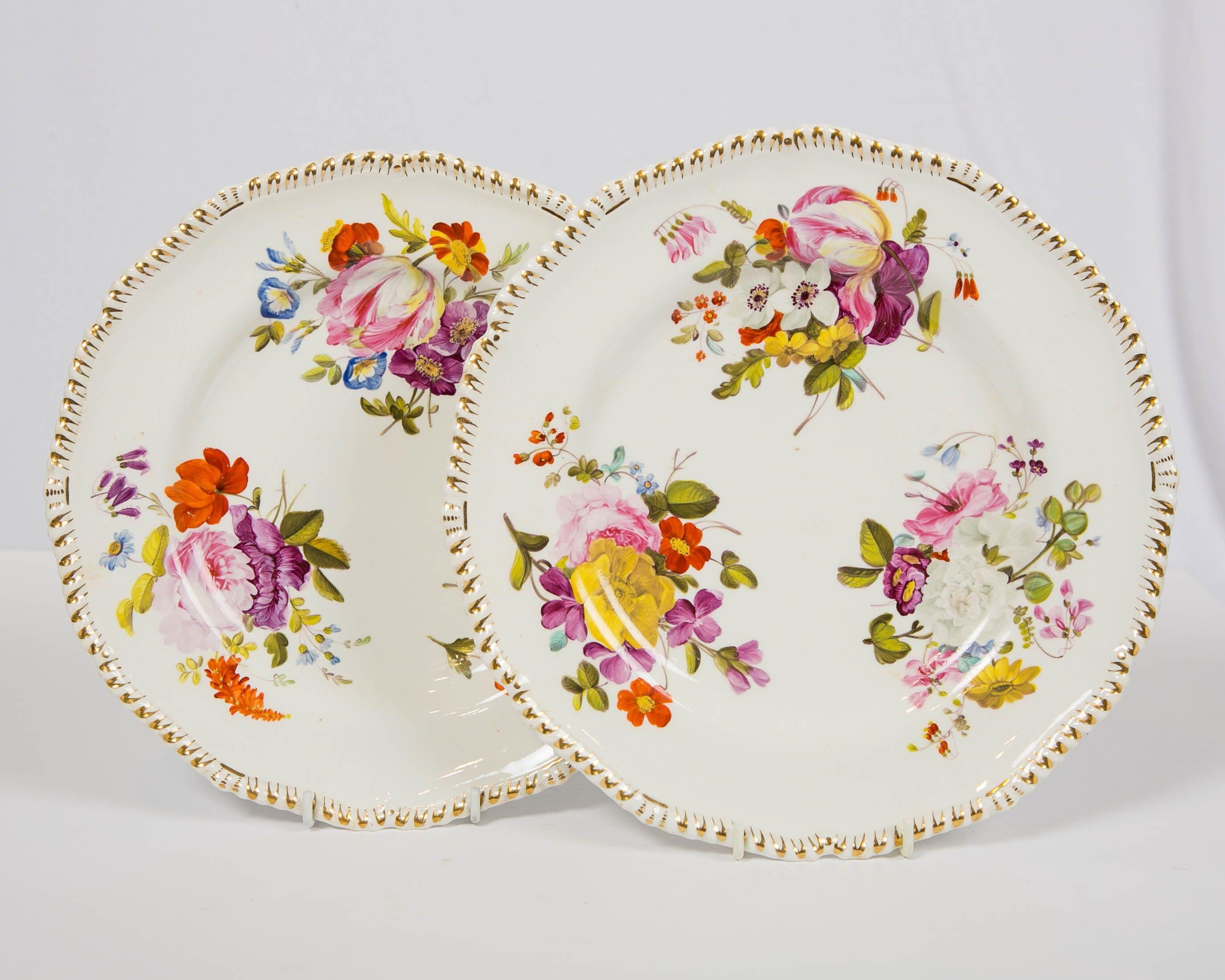 Pair of Antique English Derby Porcelain Dishes with Floral Design In Excellent Condition For Sale In Katonah, NY