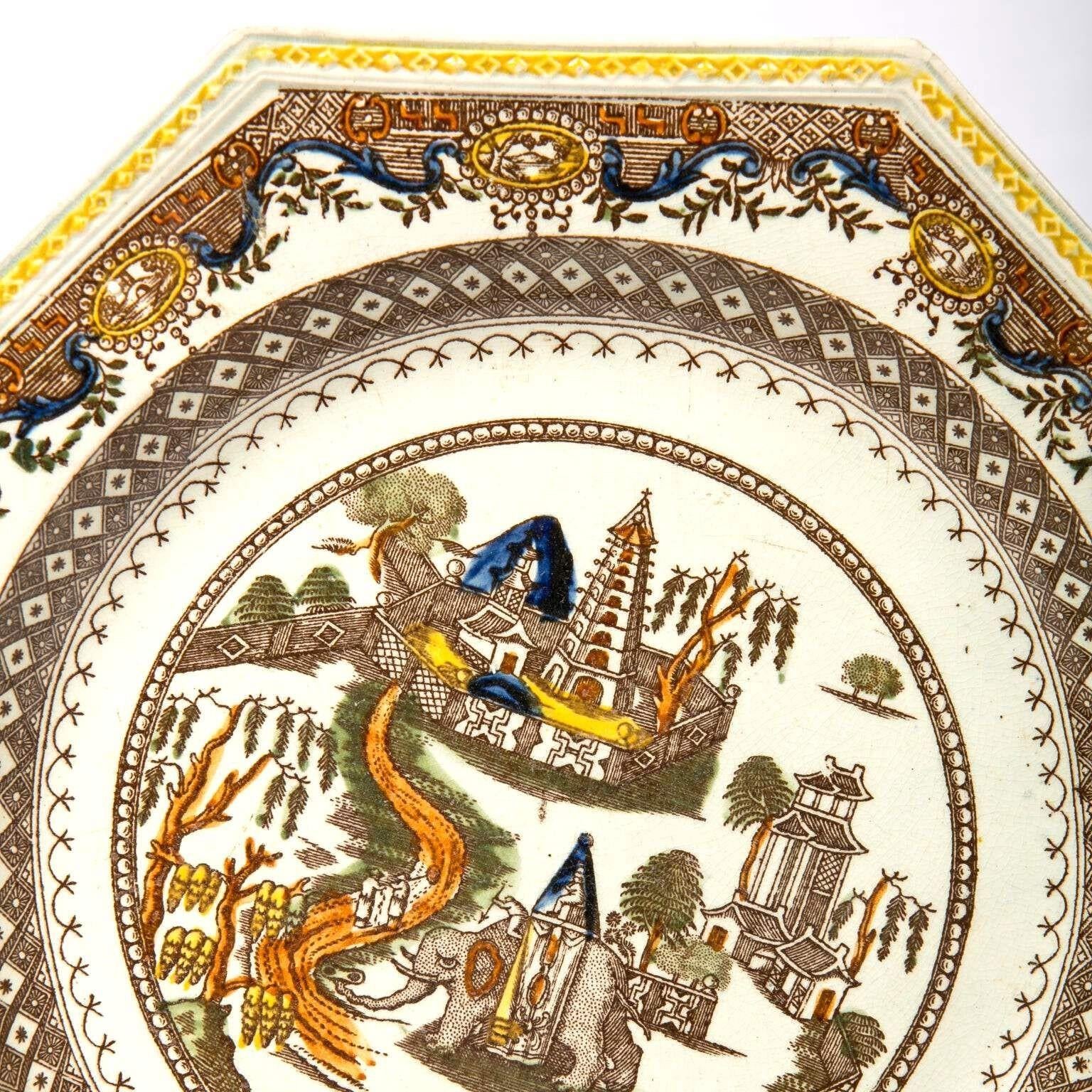 Pareja Wedgwood & Co. antigua Platos en diseño 